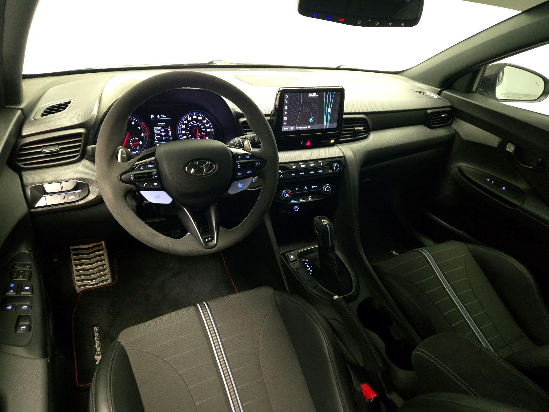 Thumbnail: 2021 Hyundai Veloster - 9