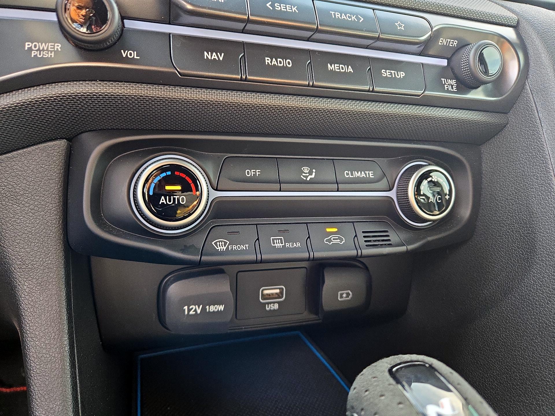 Thumbnail: 2021 Hyundai Veloster - 17