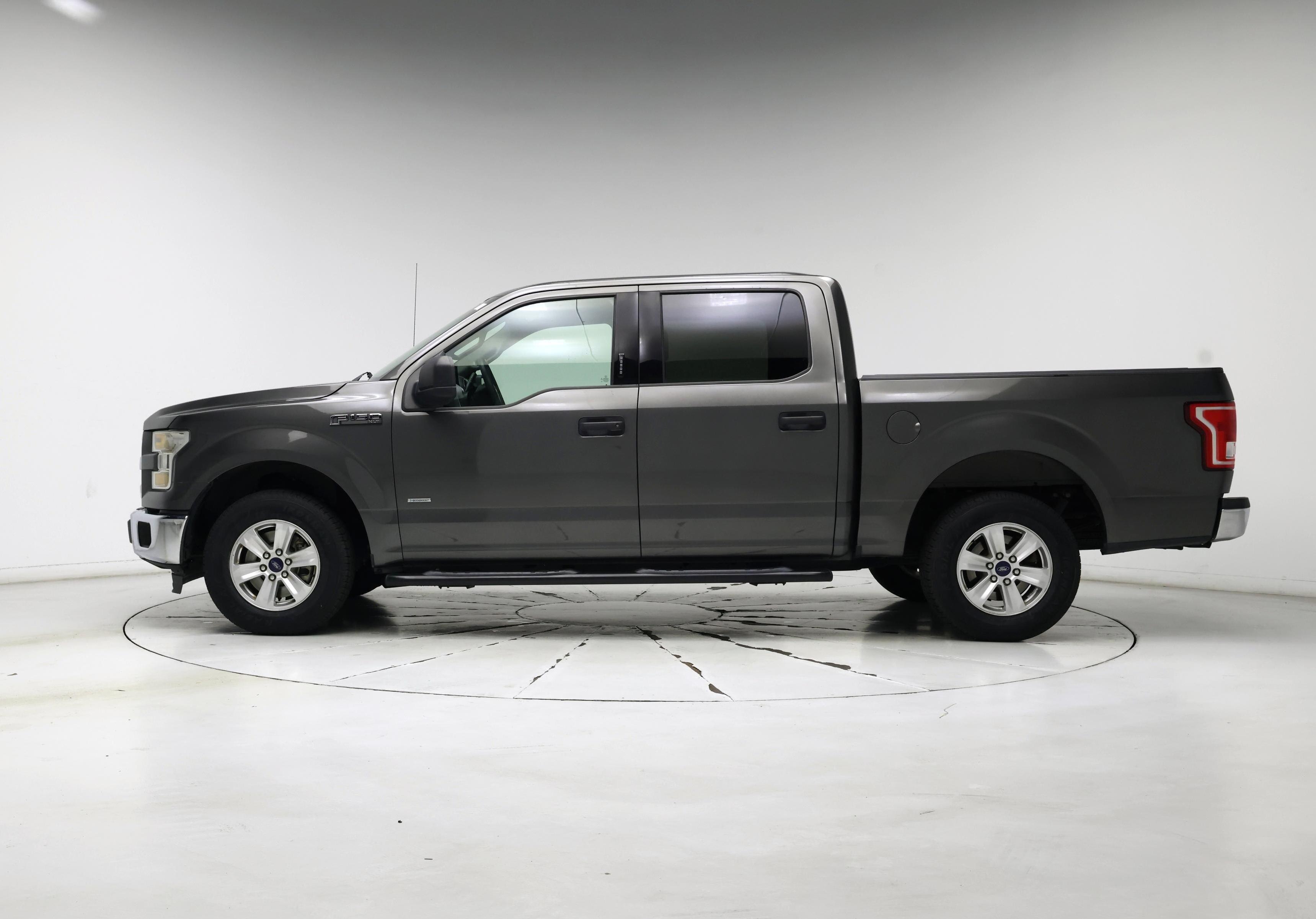 Thumbnail: 2016 Ford F-150 - 3