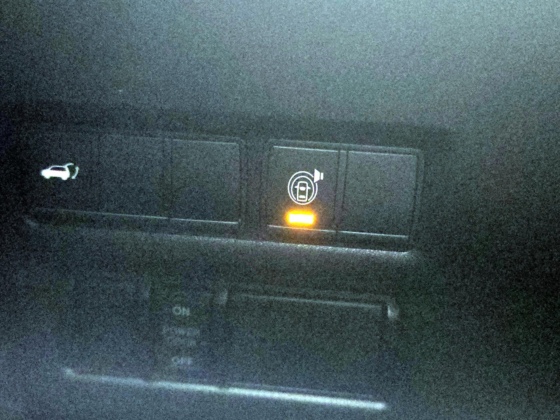 Thumbnail: 2021 Nissan Armada - 13