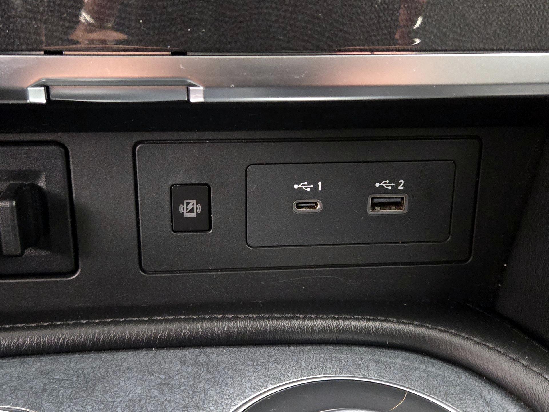 Thumbnail: 2021 Nissan Armada - 19