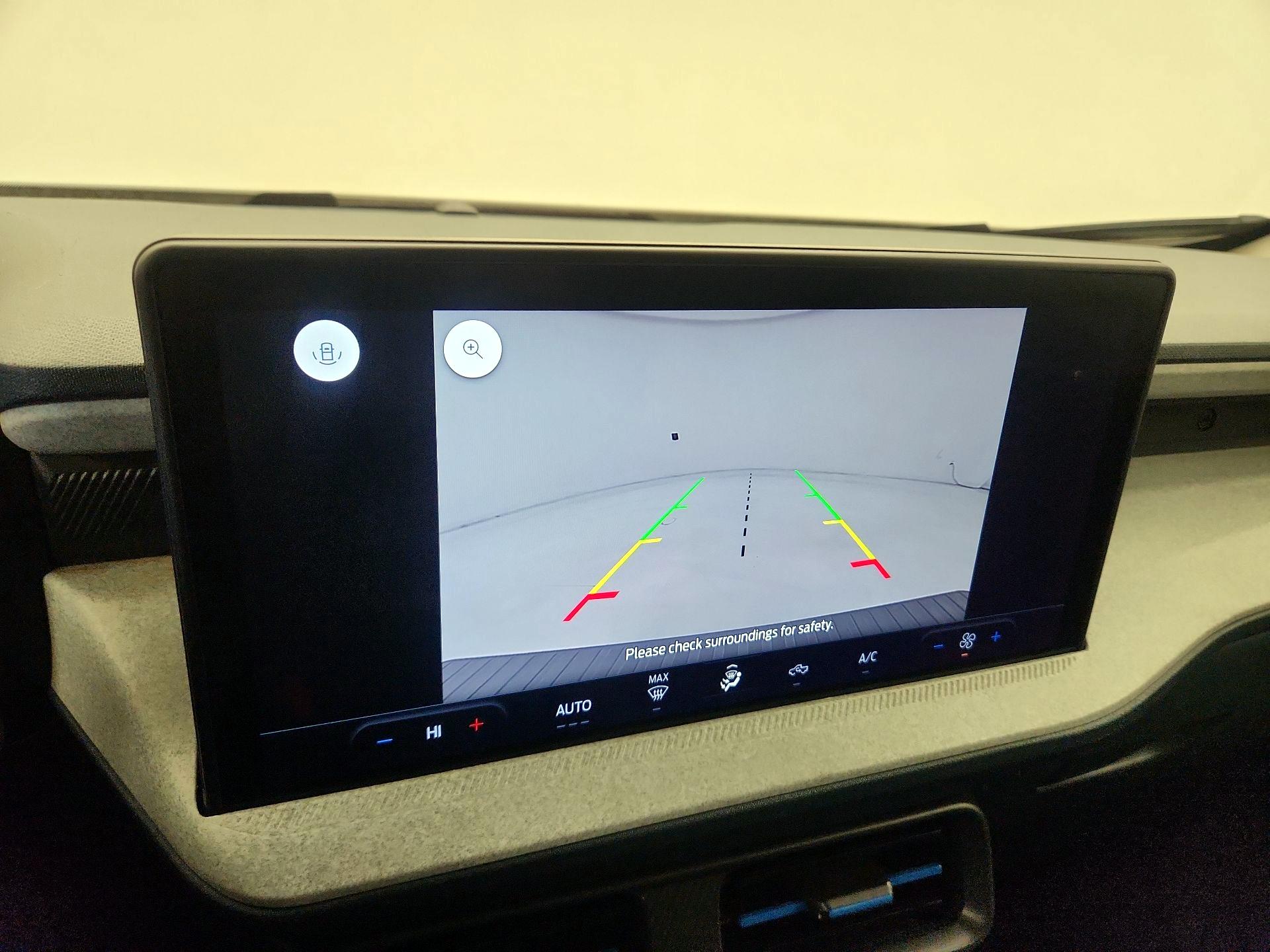 Thumbnail: 2025 Ford Maverick - 14