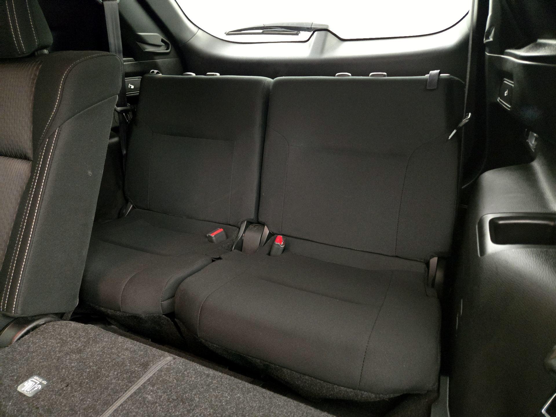 Thumbnail: 2023 Mitsubishi Outlander - 19