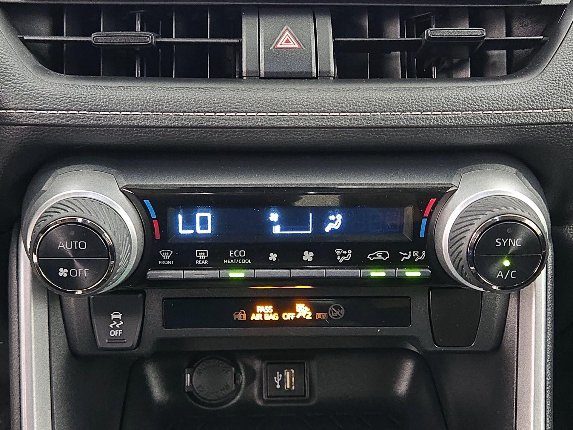 Thumbnail: 2024 Toyota RAV4 - 16