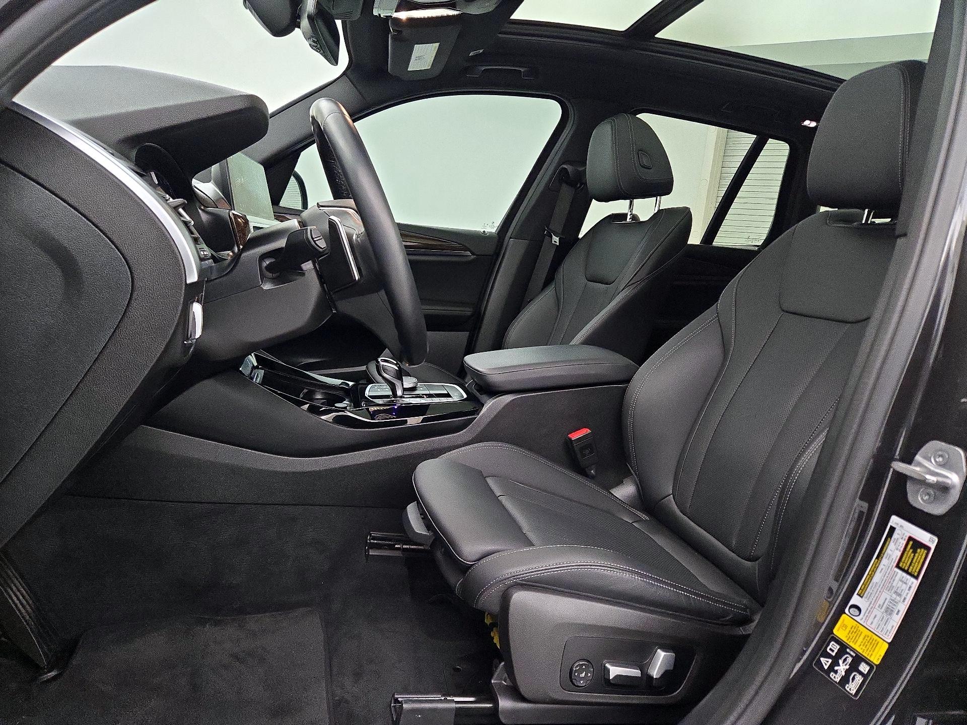 Thumbnail: 2022 BMW X3 - 11