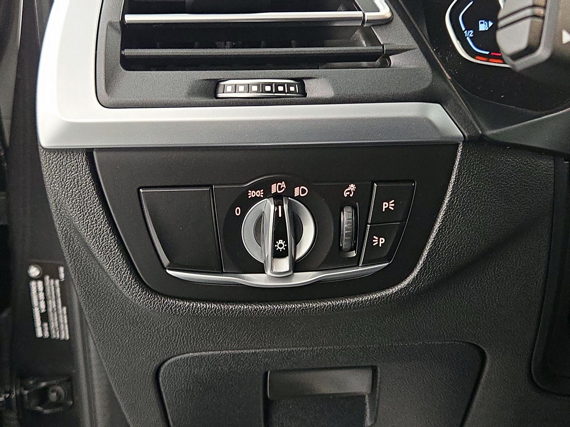 Thumbnail: 2022 BMW X3 - 13