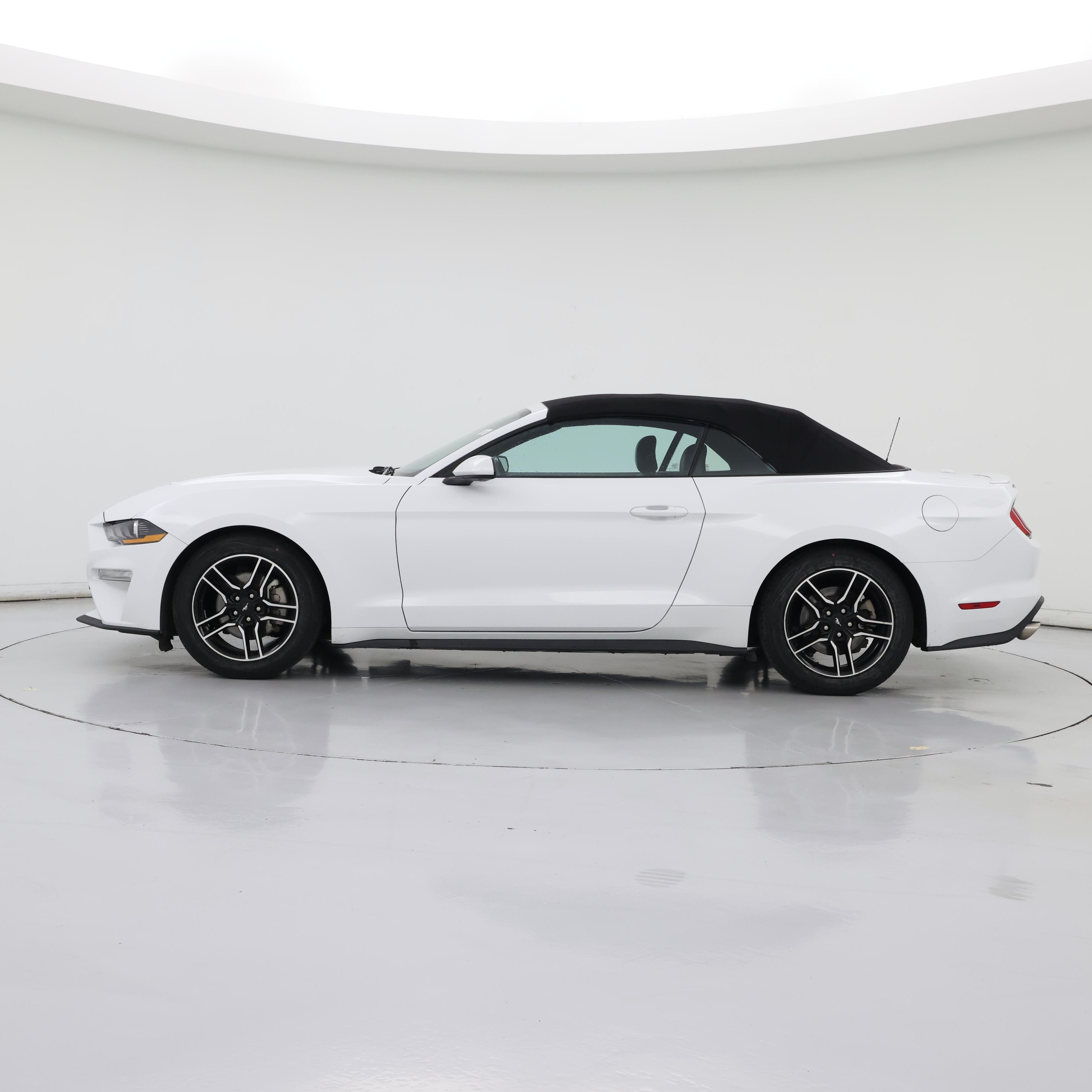 Thumbnail: 2023 Ford Mustang - 3