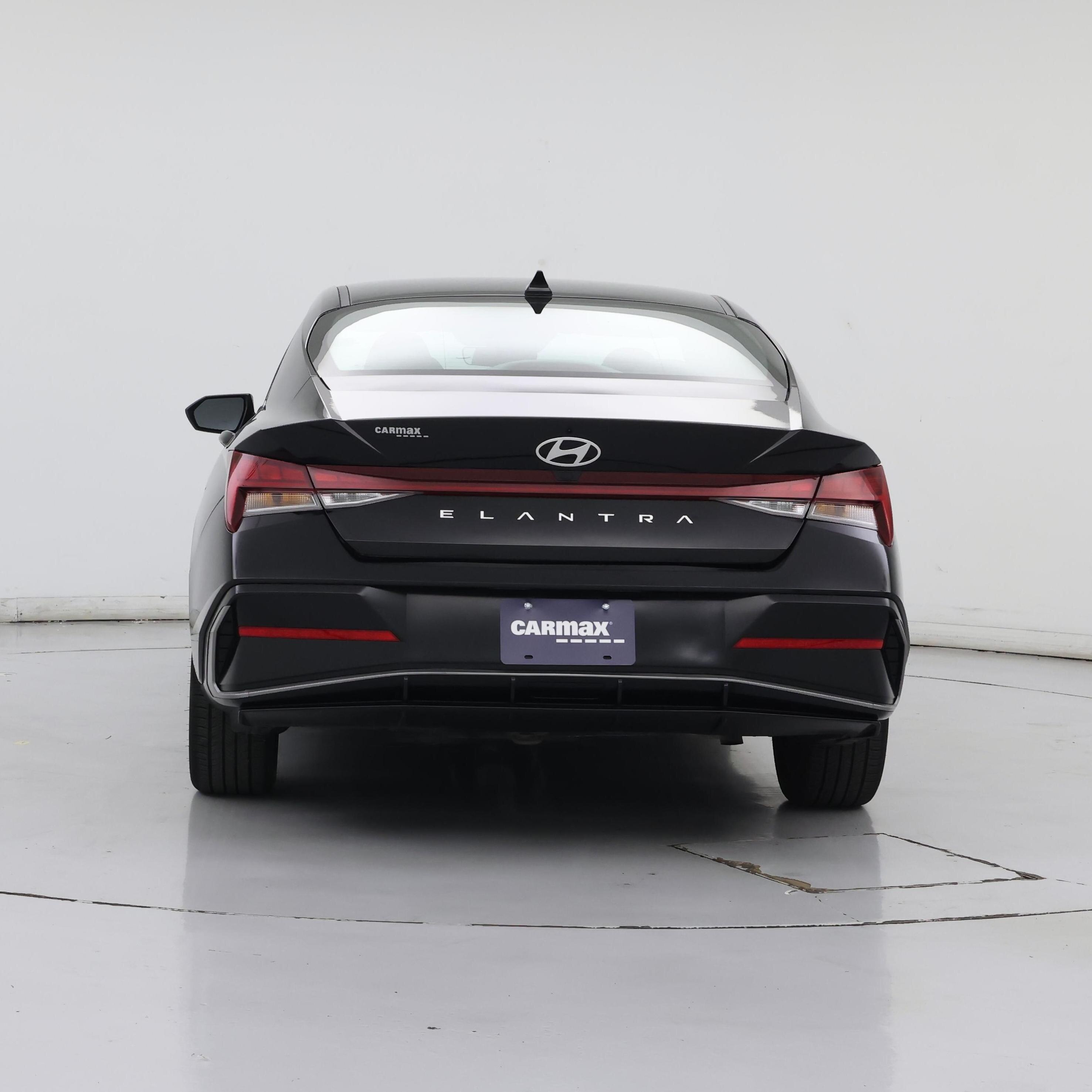 Thumbnail: 2025 Hyundai Elantra - 6