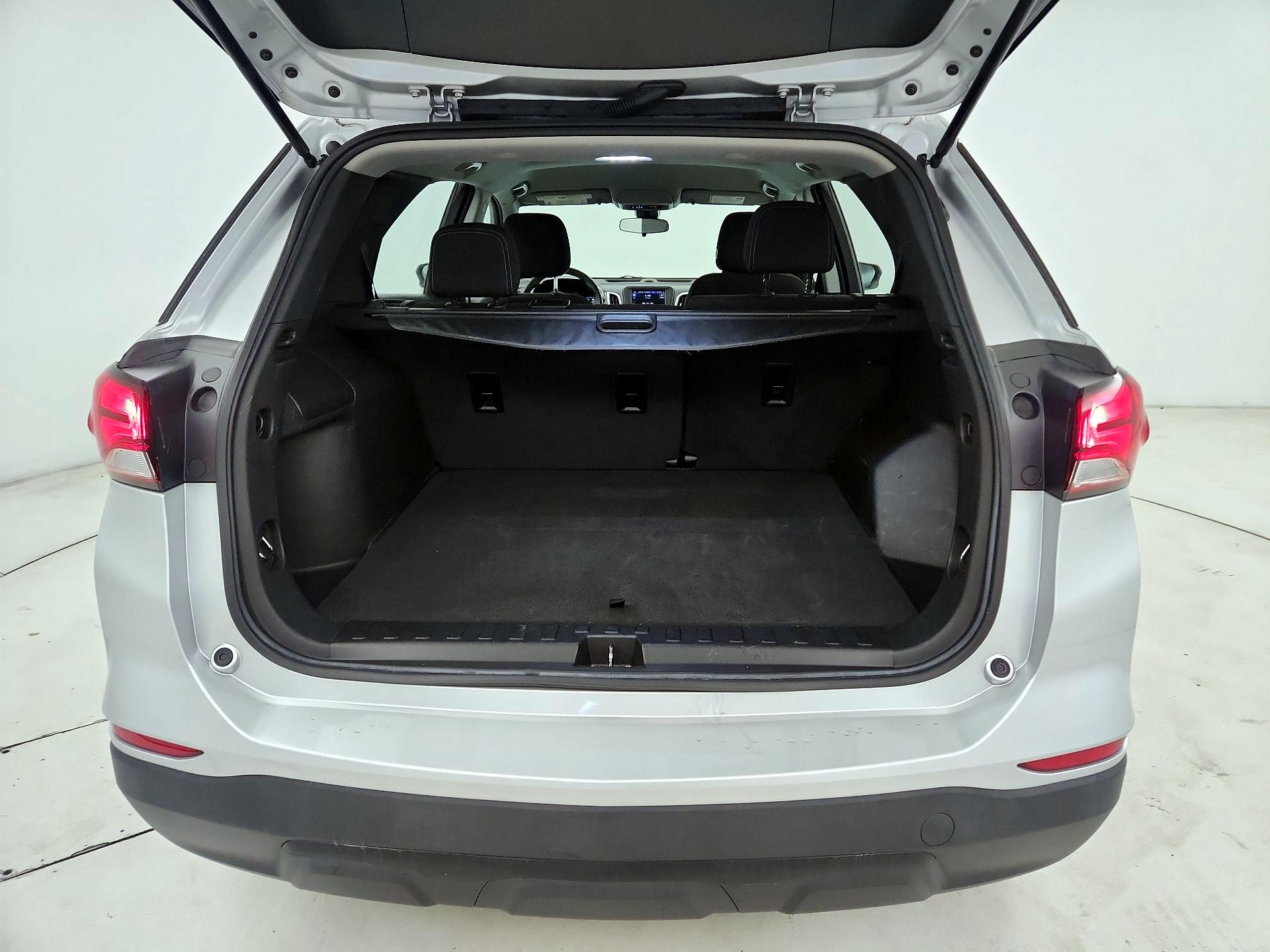 Thumbnail: 2022 Chevrolet Equinox - 16