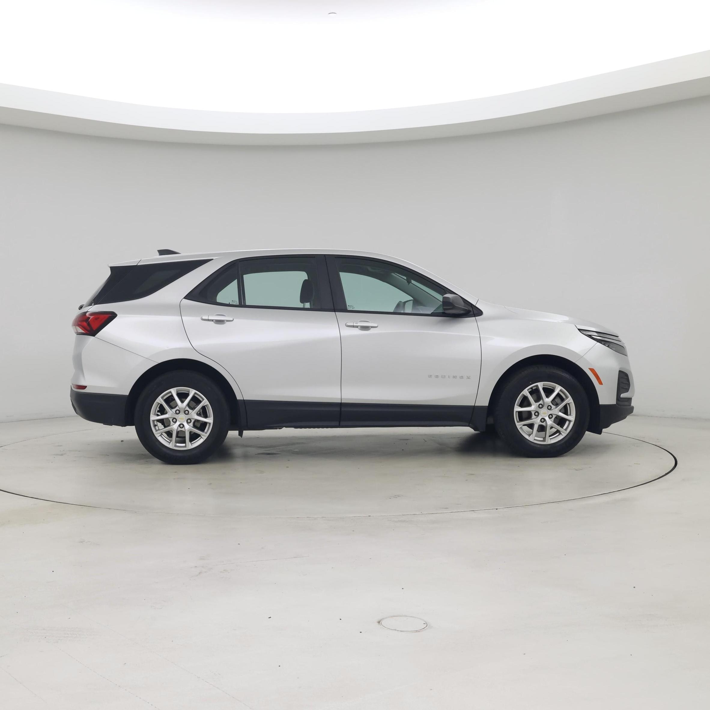 Thumbnail: 2022 Chevrolet Equinox - 7