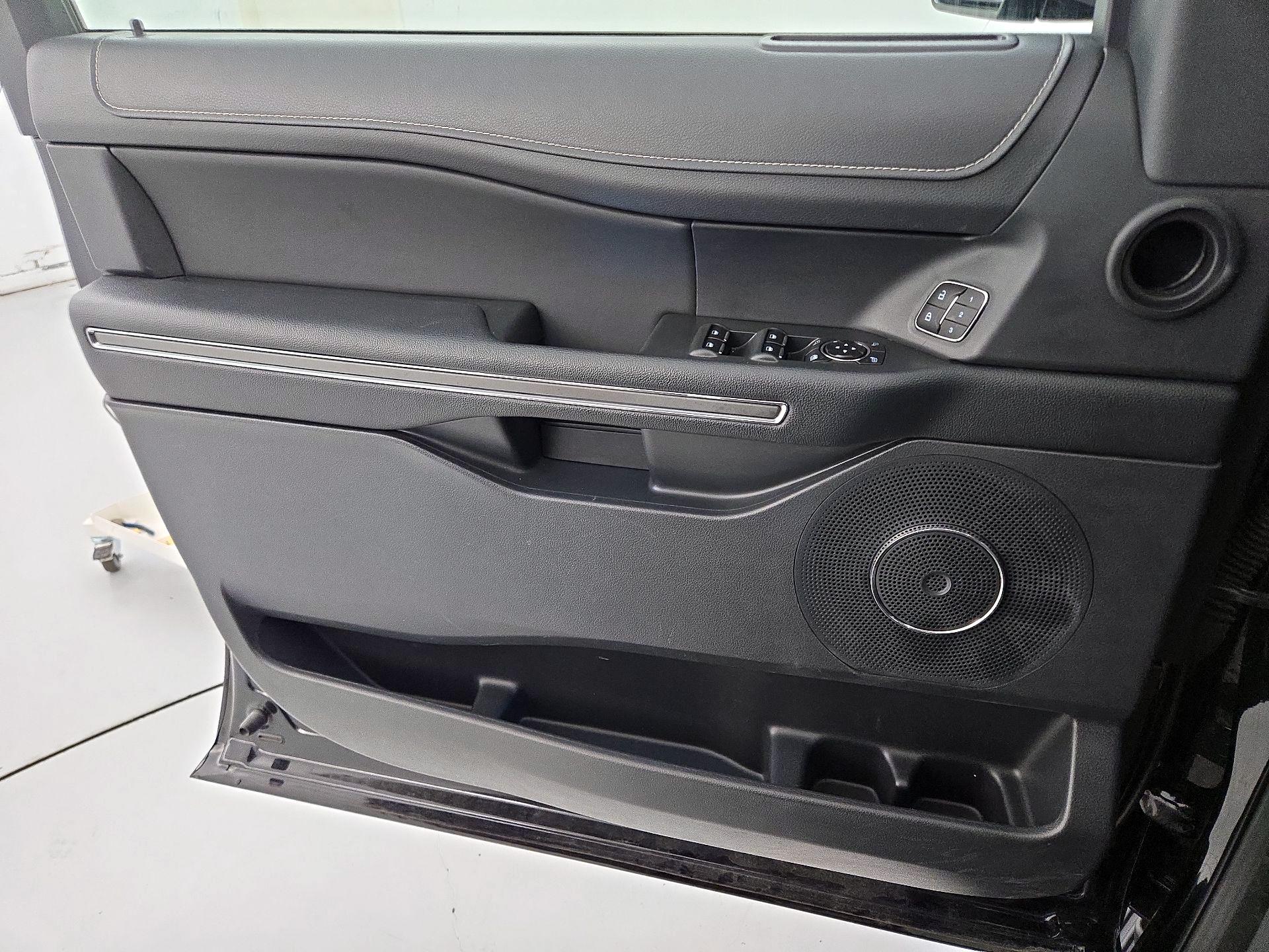 Thumbnail: 2024 Ford Expedition - 12