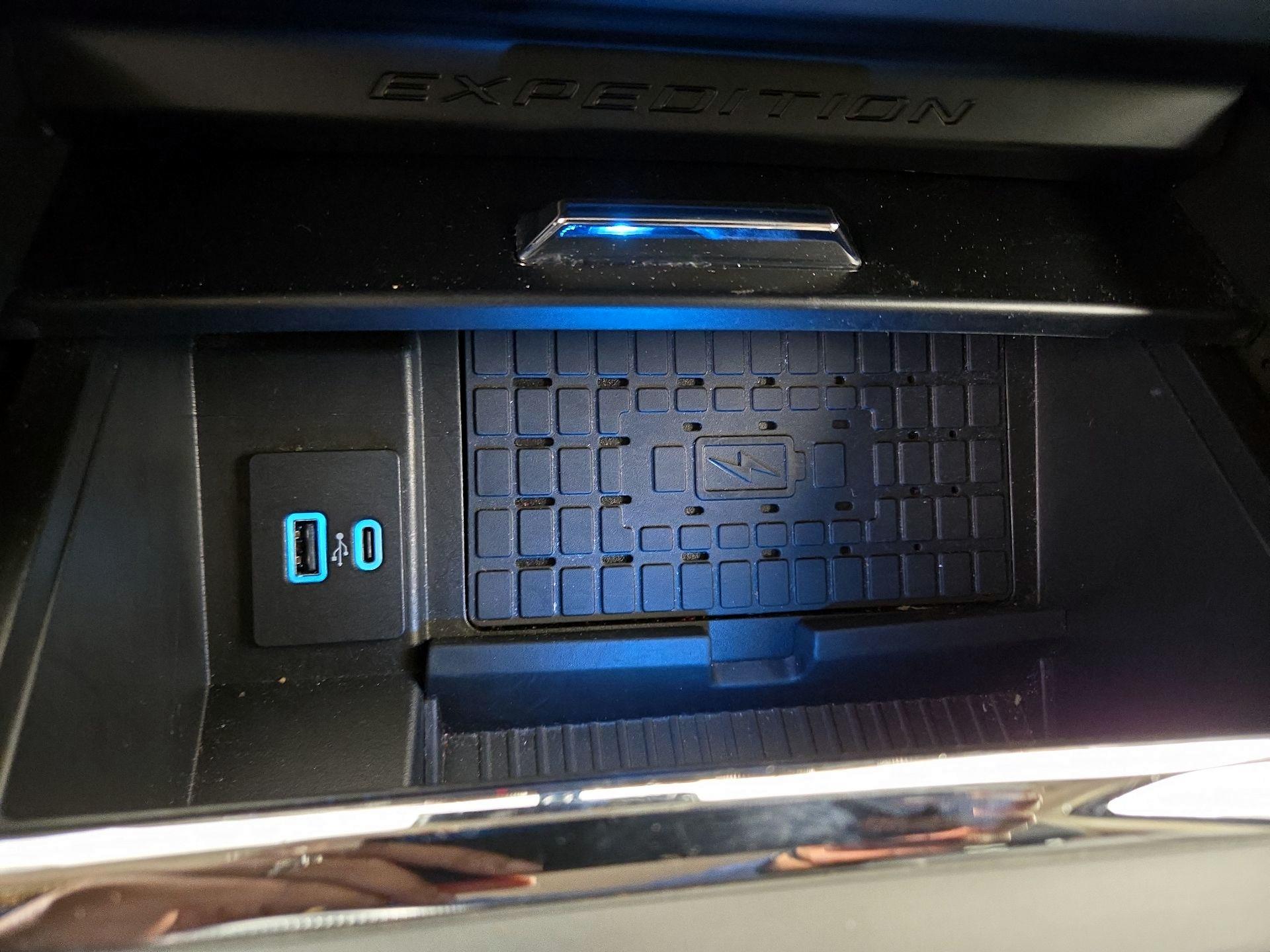 Thumbnail: 2024 Ford Expedition - 19