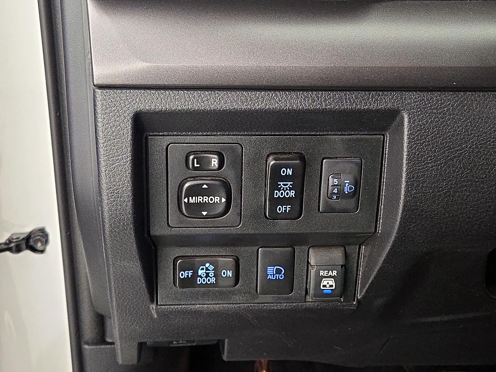 Thumbnail: 2021 Toyota Tundra - 13