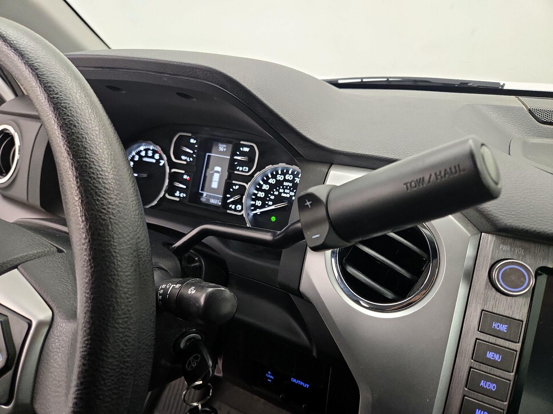 Thumbnail: 2021 Toyota Tundra - 17