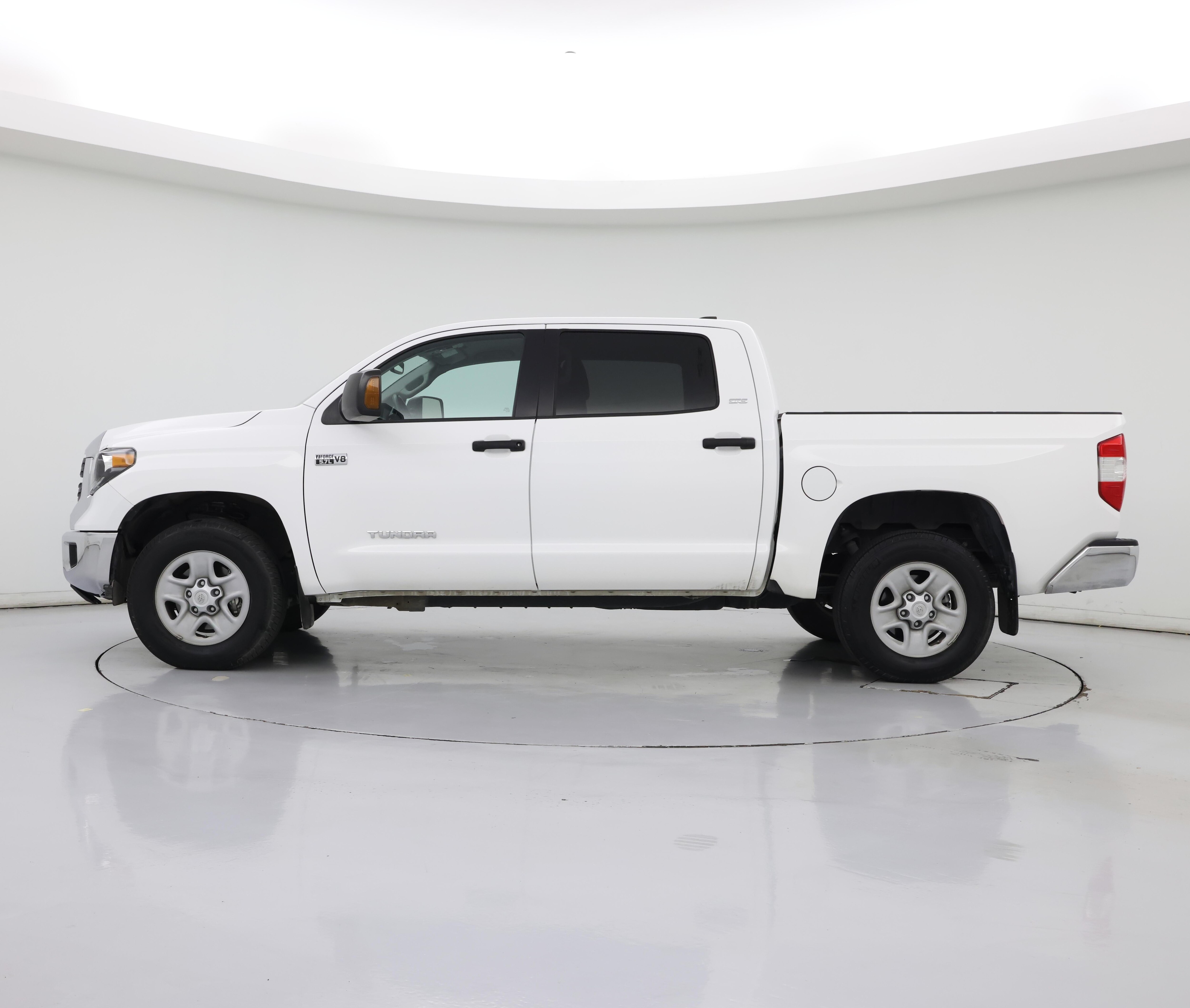 Thumbnail: 2021 Toyota Tundra - 3