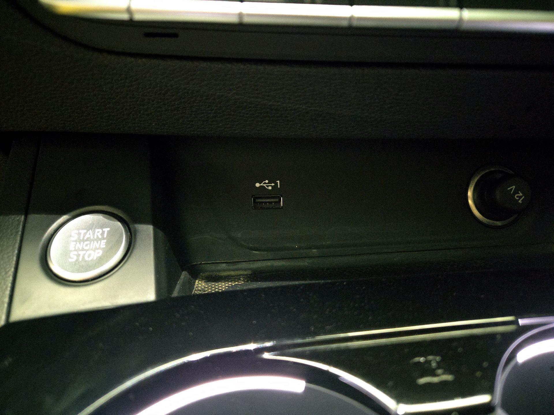 Thumbnail: 2021 Audi A4 - 18