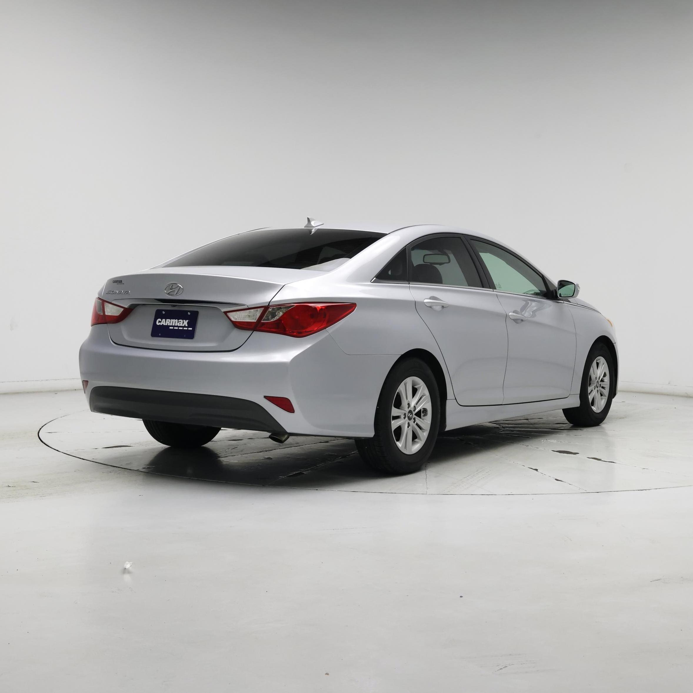 Thumbnail: 2014 Hyundai Sonata - 8