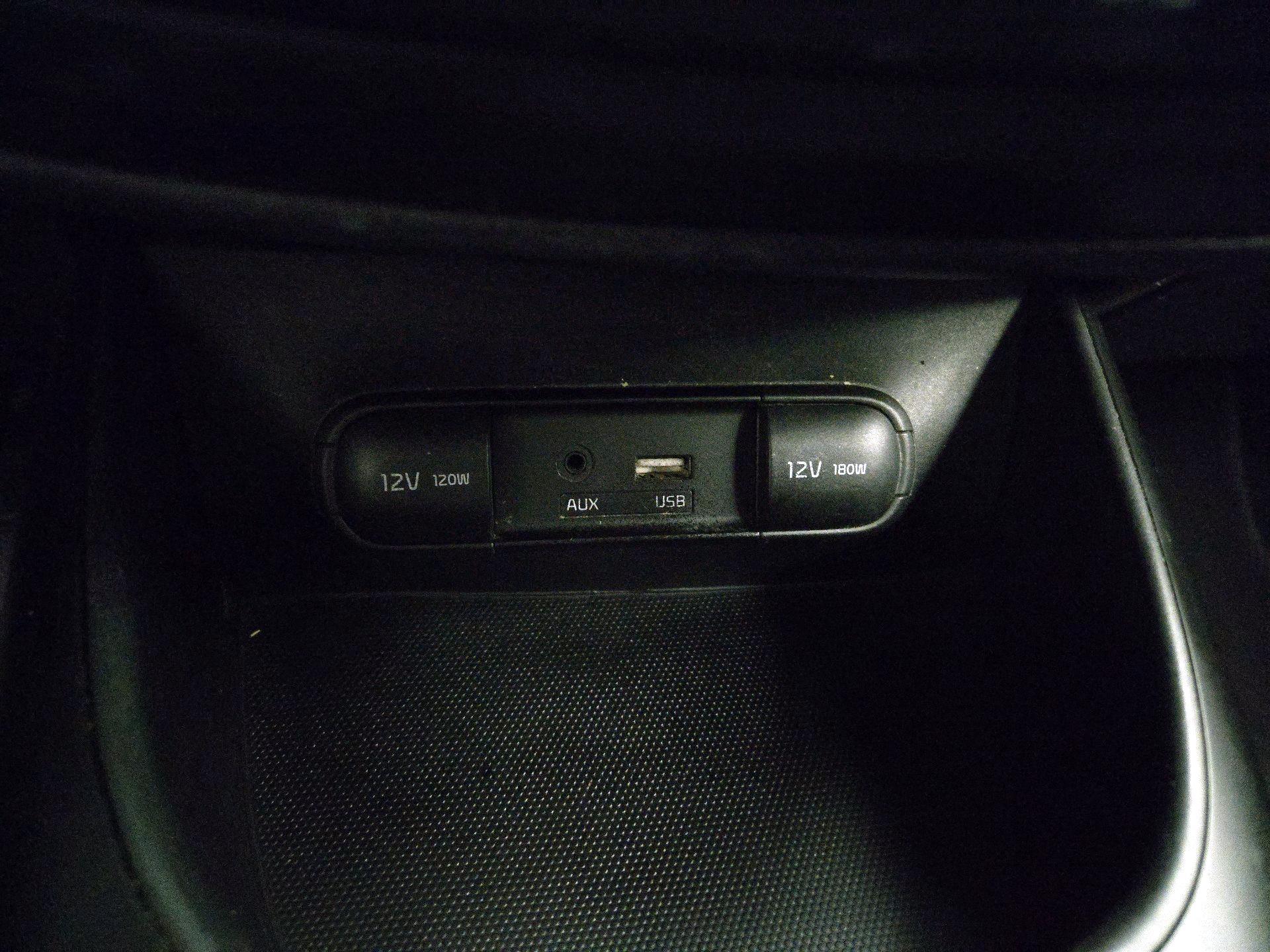 Thumbnail: 2018 Kia Soul - 18