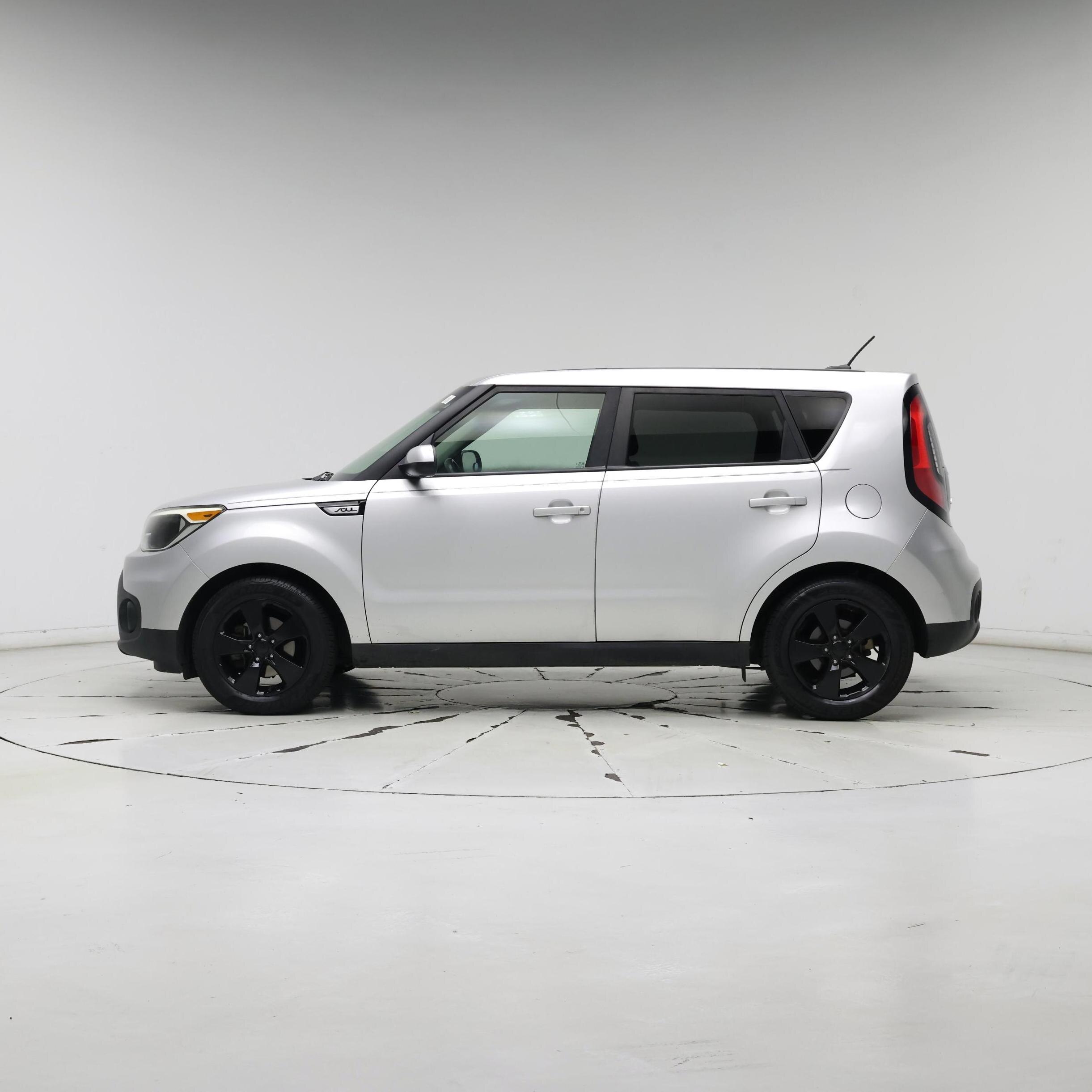 Thumbnail: 2018 Kia Soul - 3
