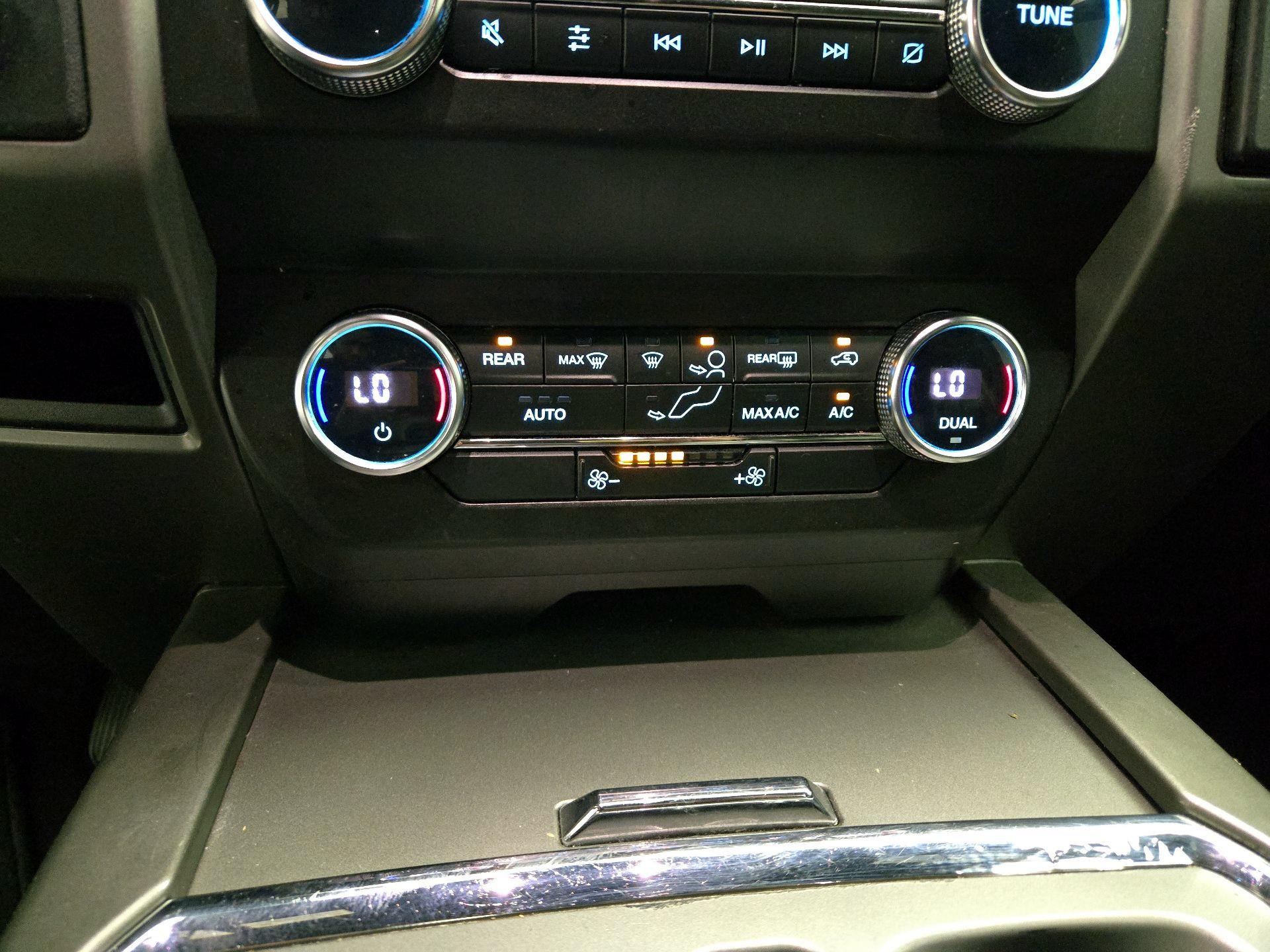 Thumbnail: 2021 Ford Expedition - 16