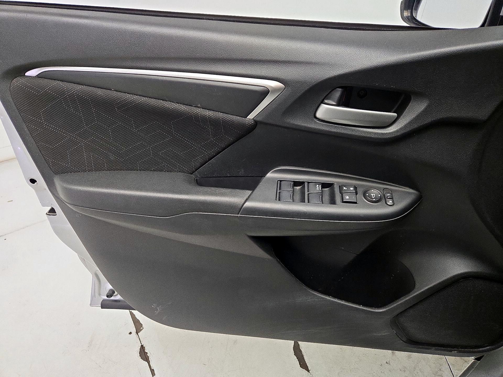 Thumbnail: 2015 Honda Fit - 12