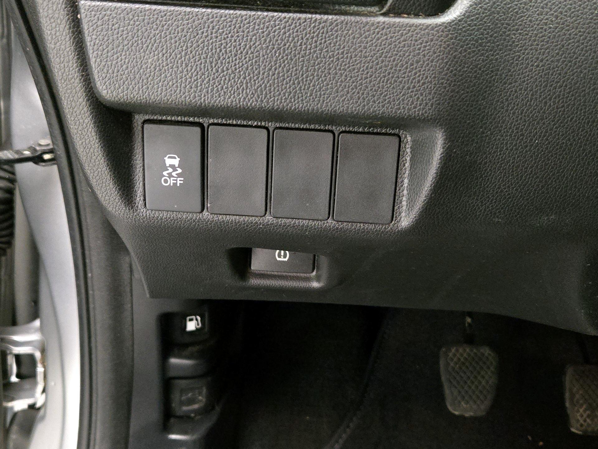 Thumbnail: 2015 Honda Fit - 13