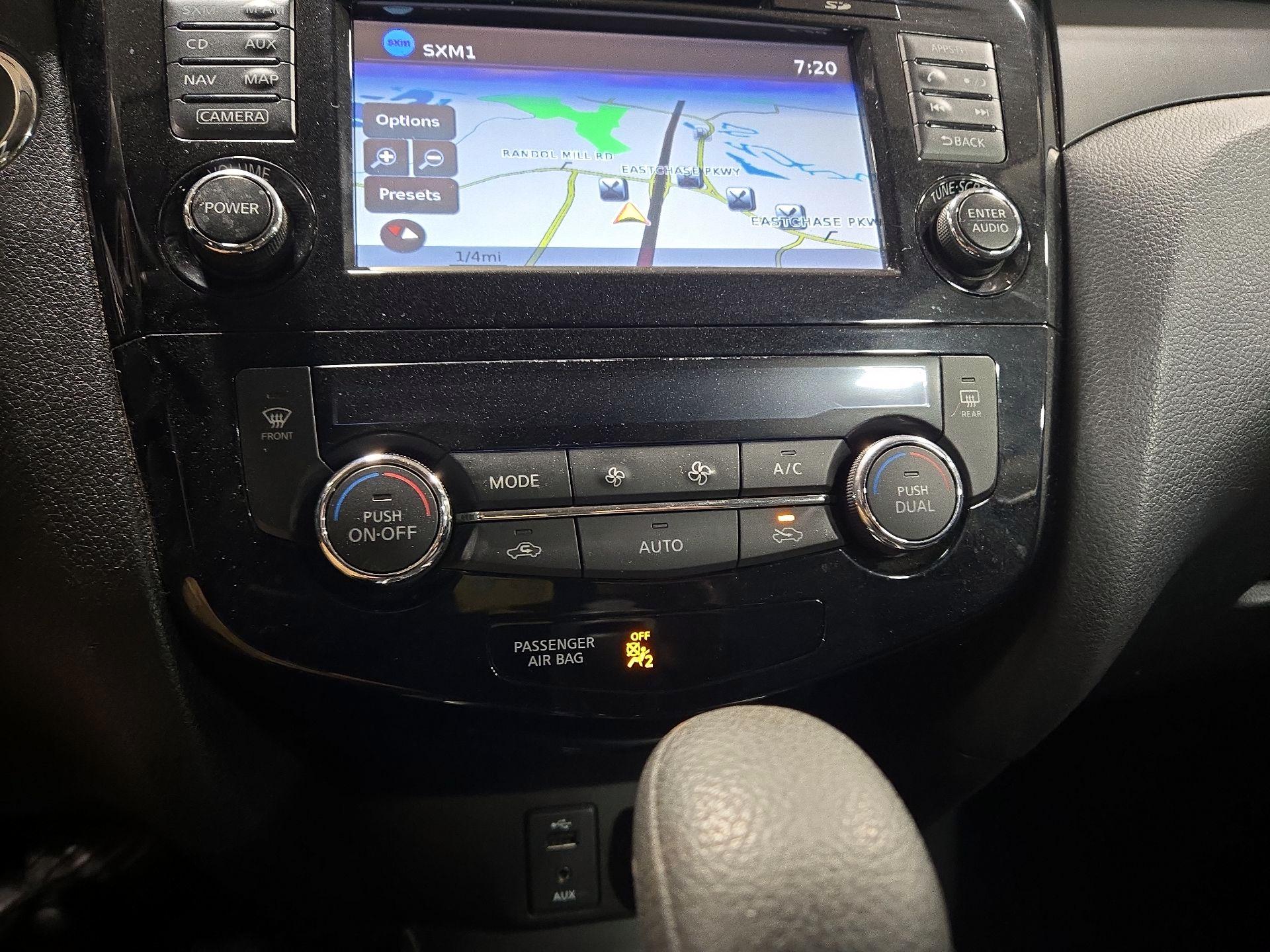 Thumbnail: 2016 Nissan Rogue - 17