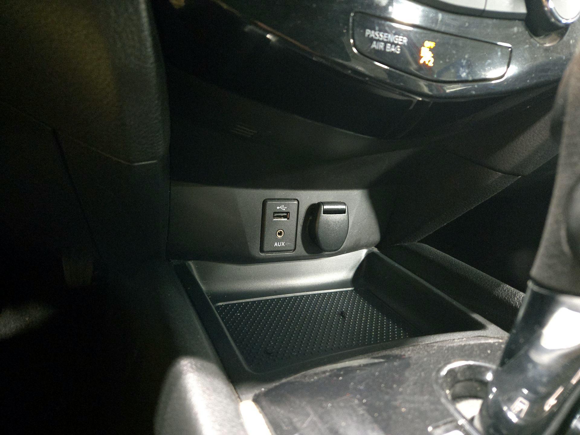 Thumbnail: 2016 Nissan Rogue - 19