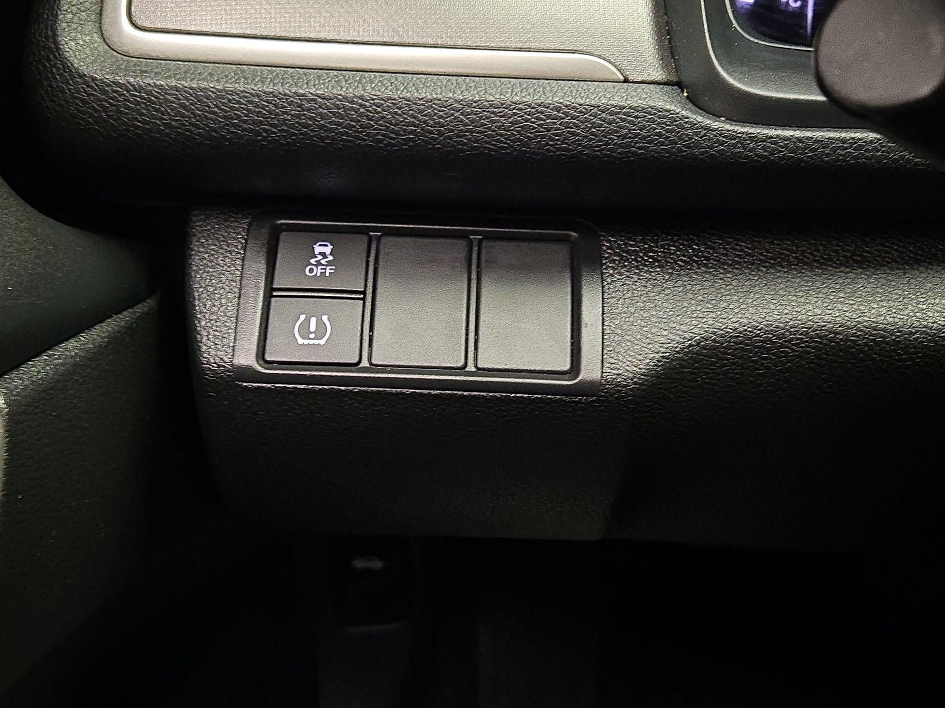 Thumbnail: 2016 Honda Civic - 13