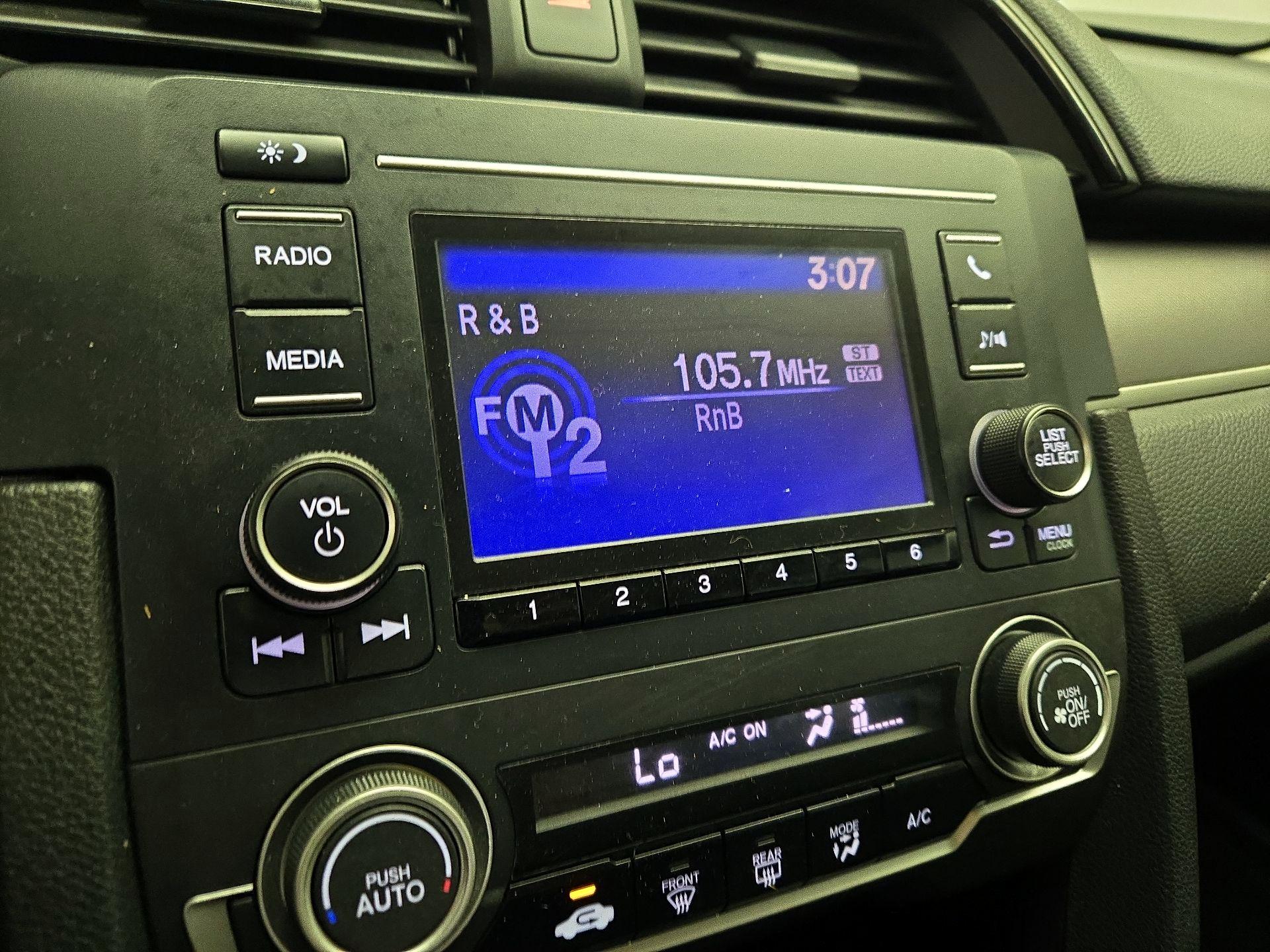 Thumbnail: 2016 Honda Civic - 15