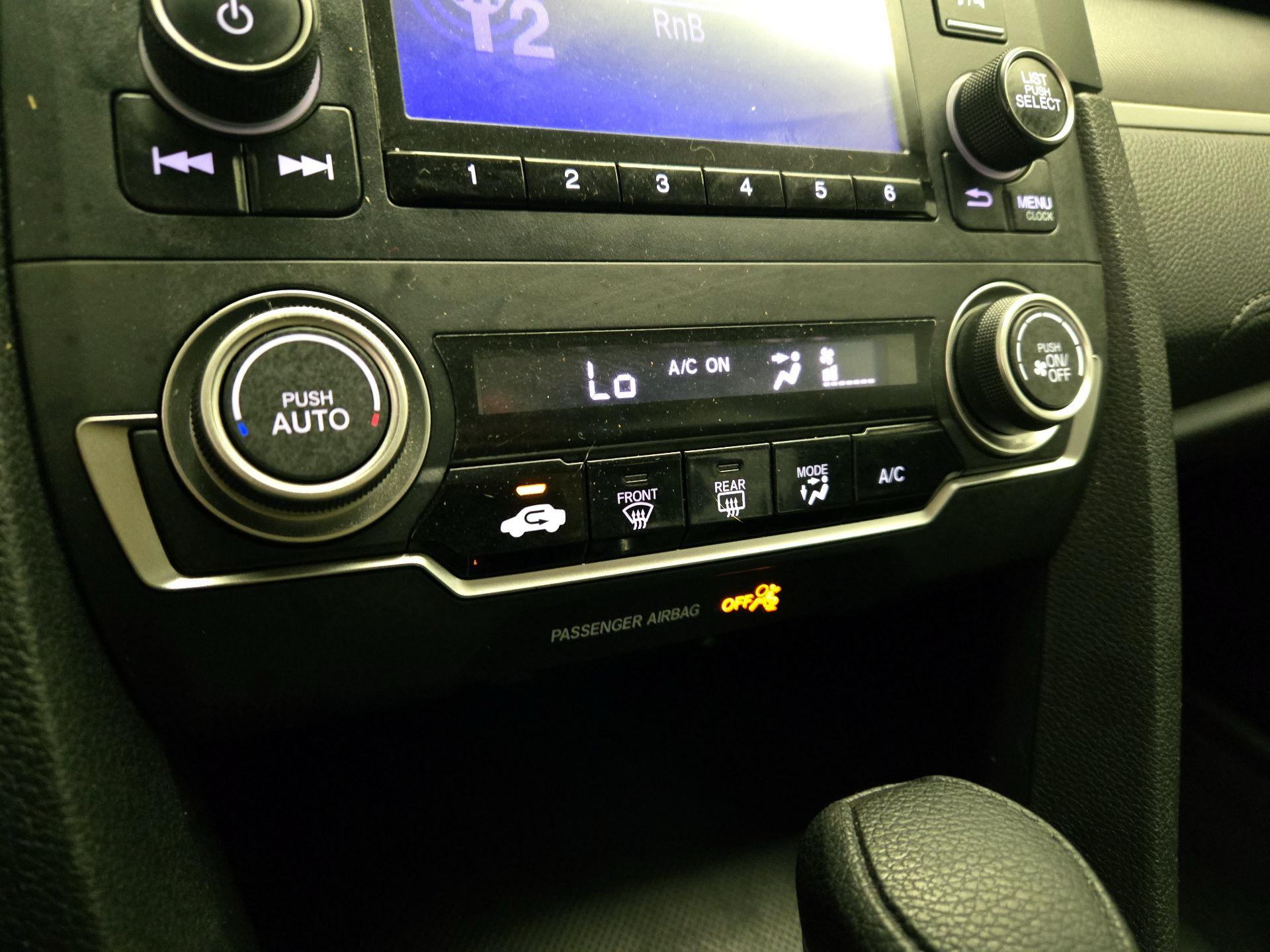 Thumbnail: 2016 Honda Civic - 16