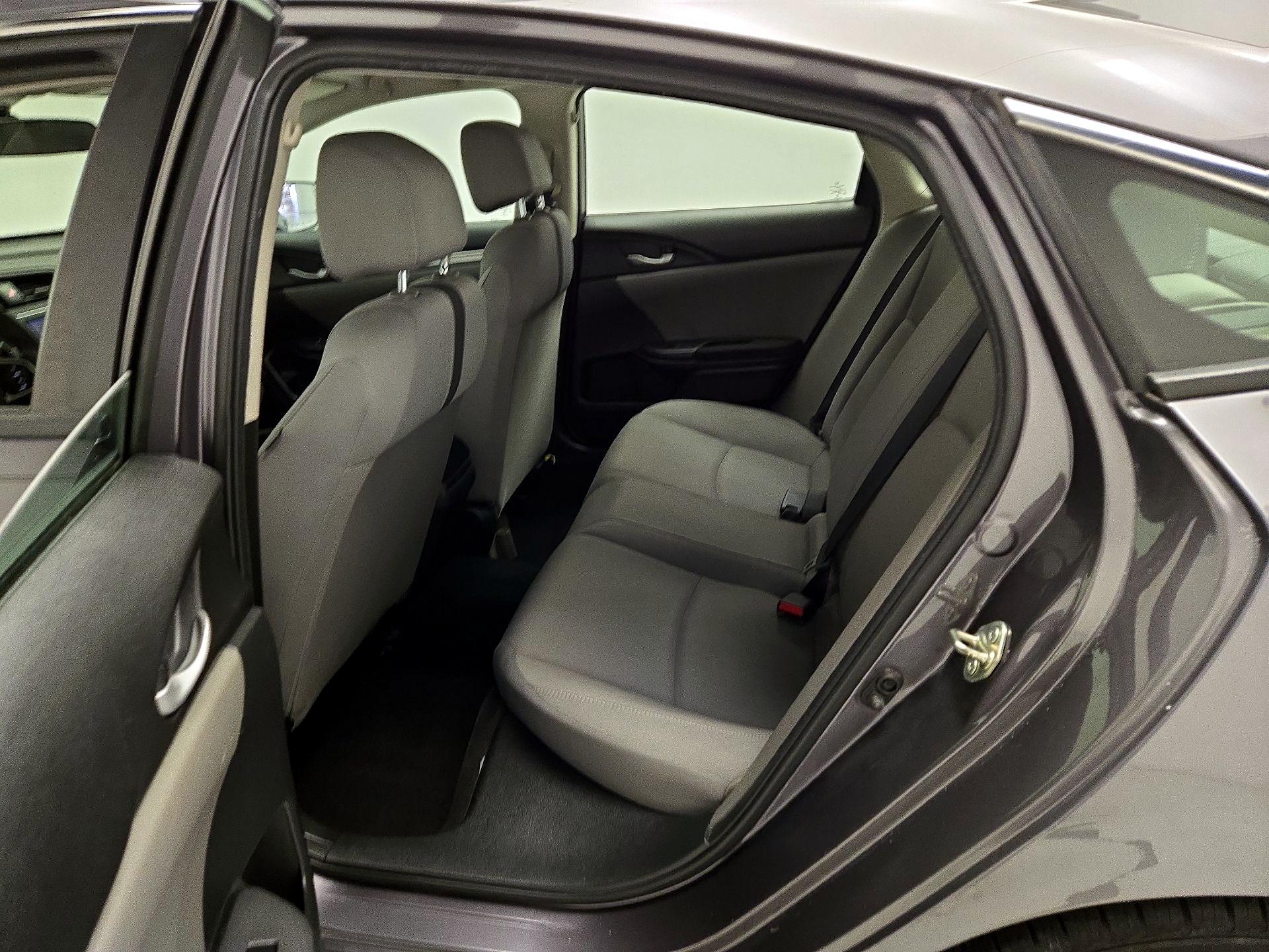 Thumbnail: 2016 Honda Civic - 18