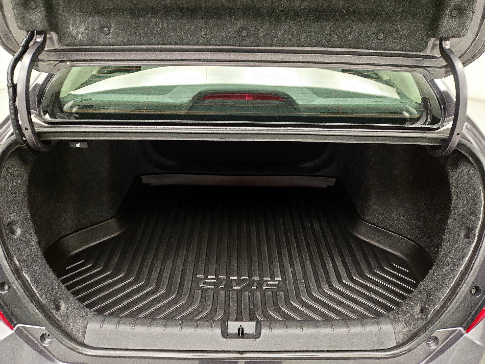 Thumbnail: 2016 Honda Civic - 19