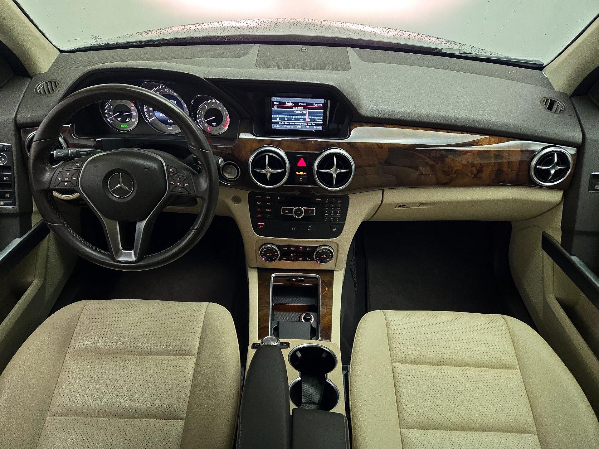 Thumbnail: 2015 Mercedes-Benz GLK - 9