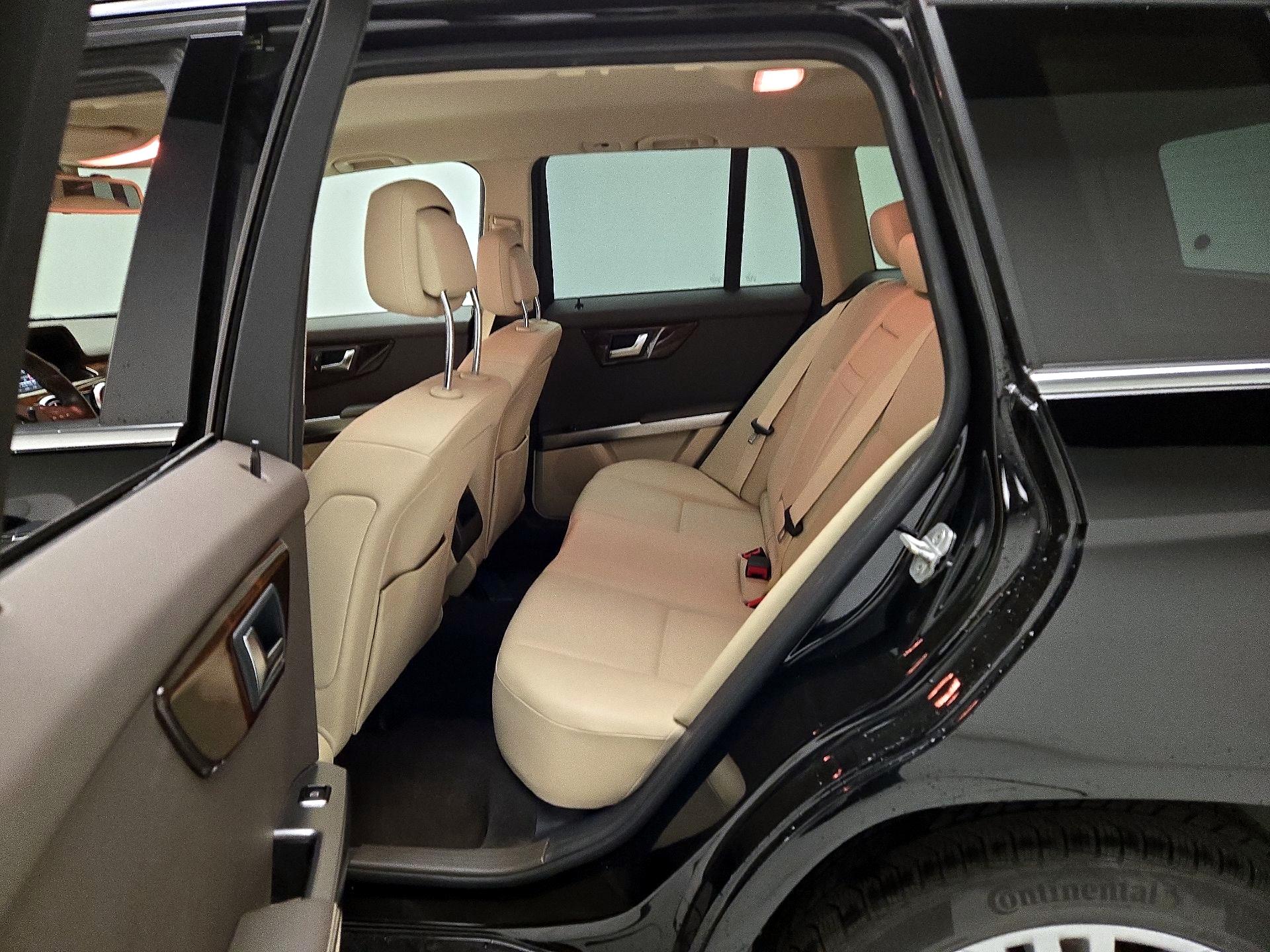 Thumbnail: 2015 Mercedes-Benz GLK - 18