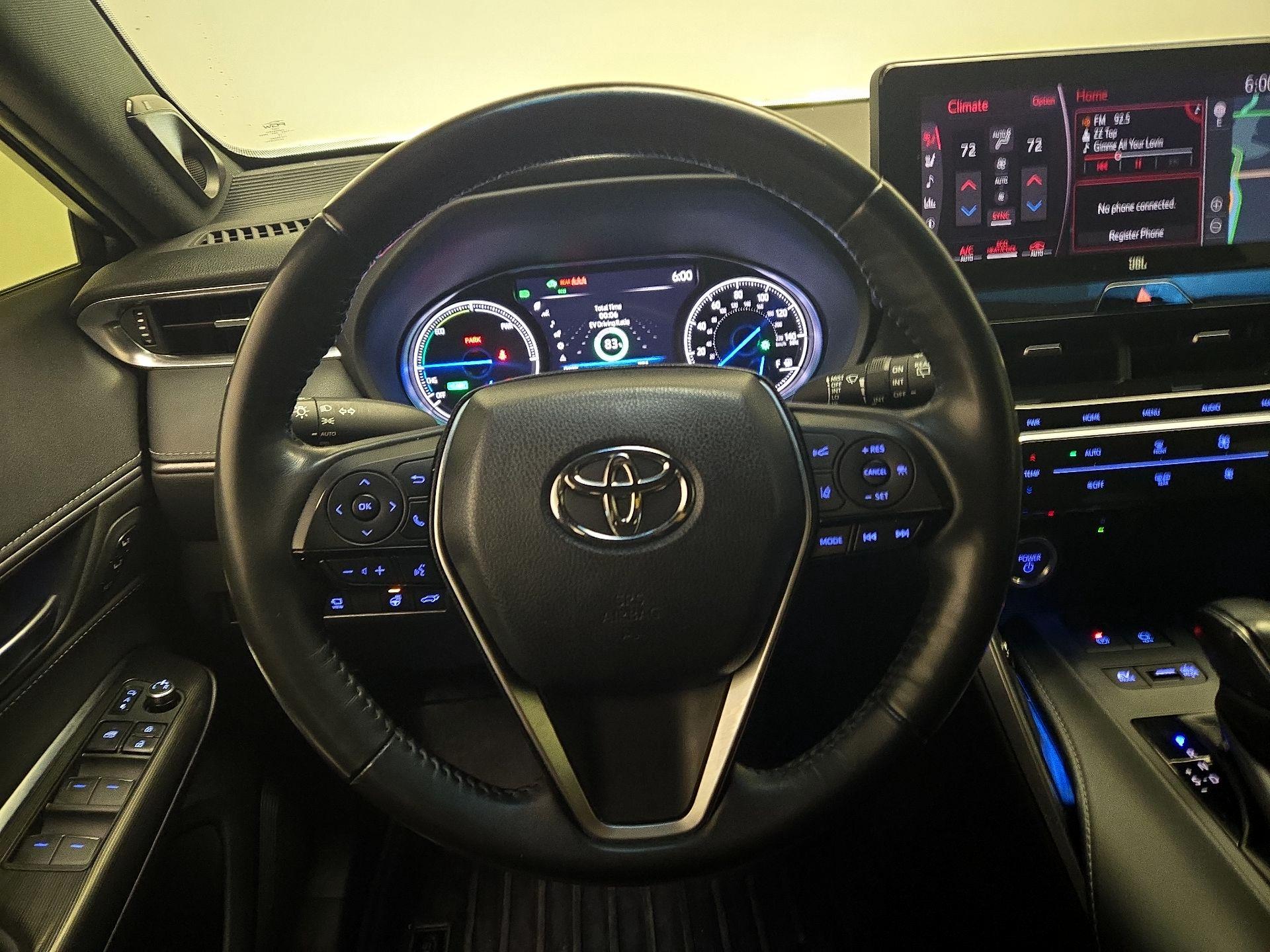 Thumbnail: 2021 Toyota Venza - 10