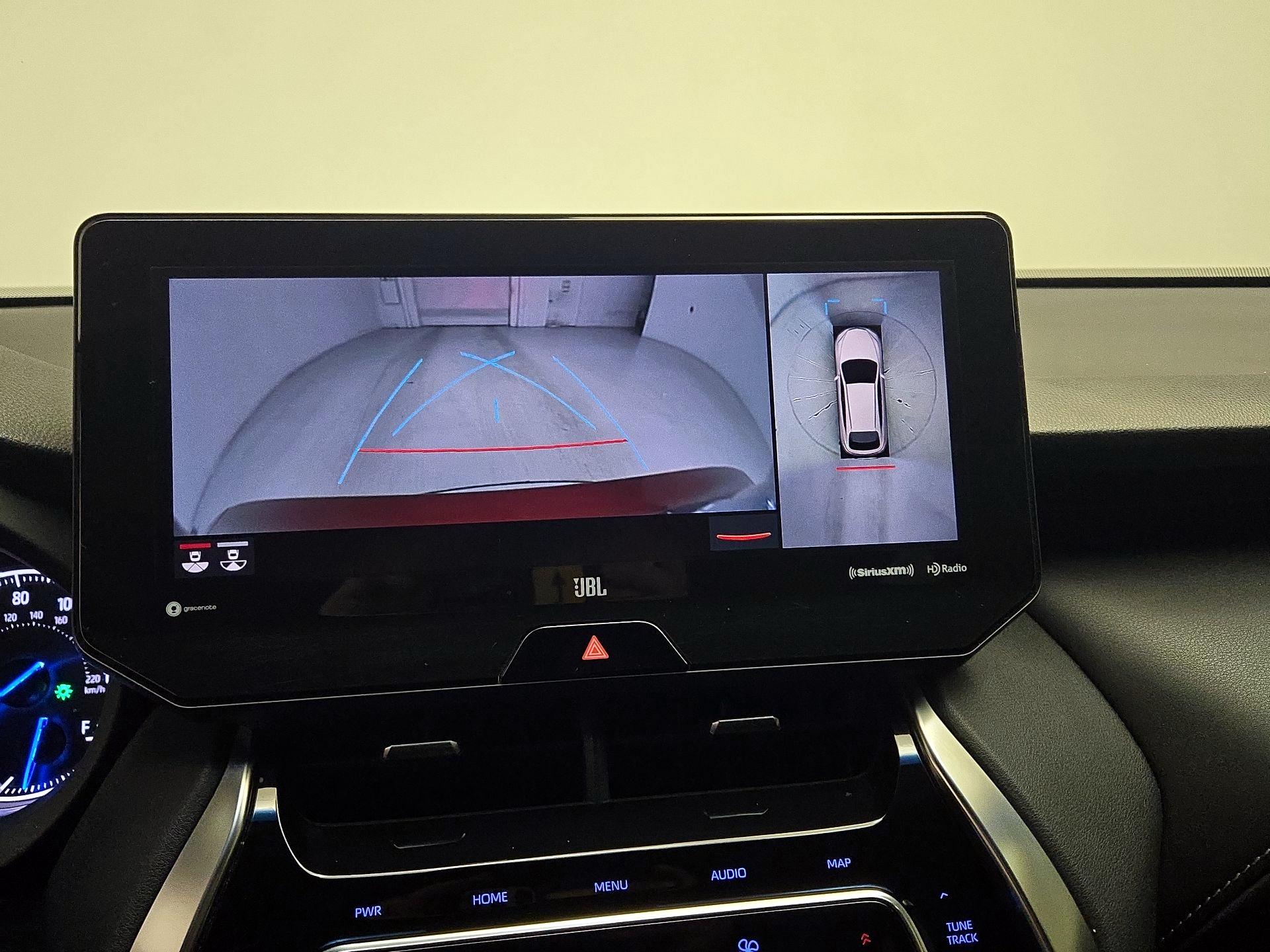 Thumbnail: 2021 Toyota Venza - 15