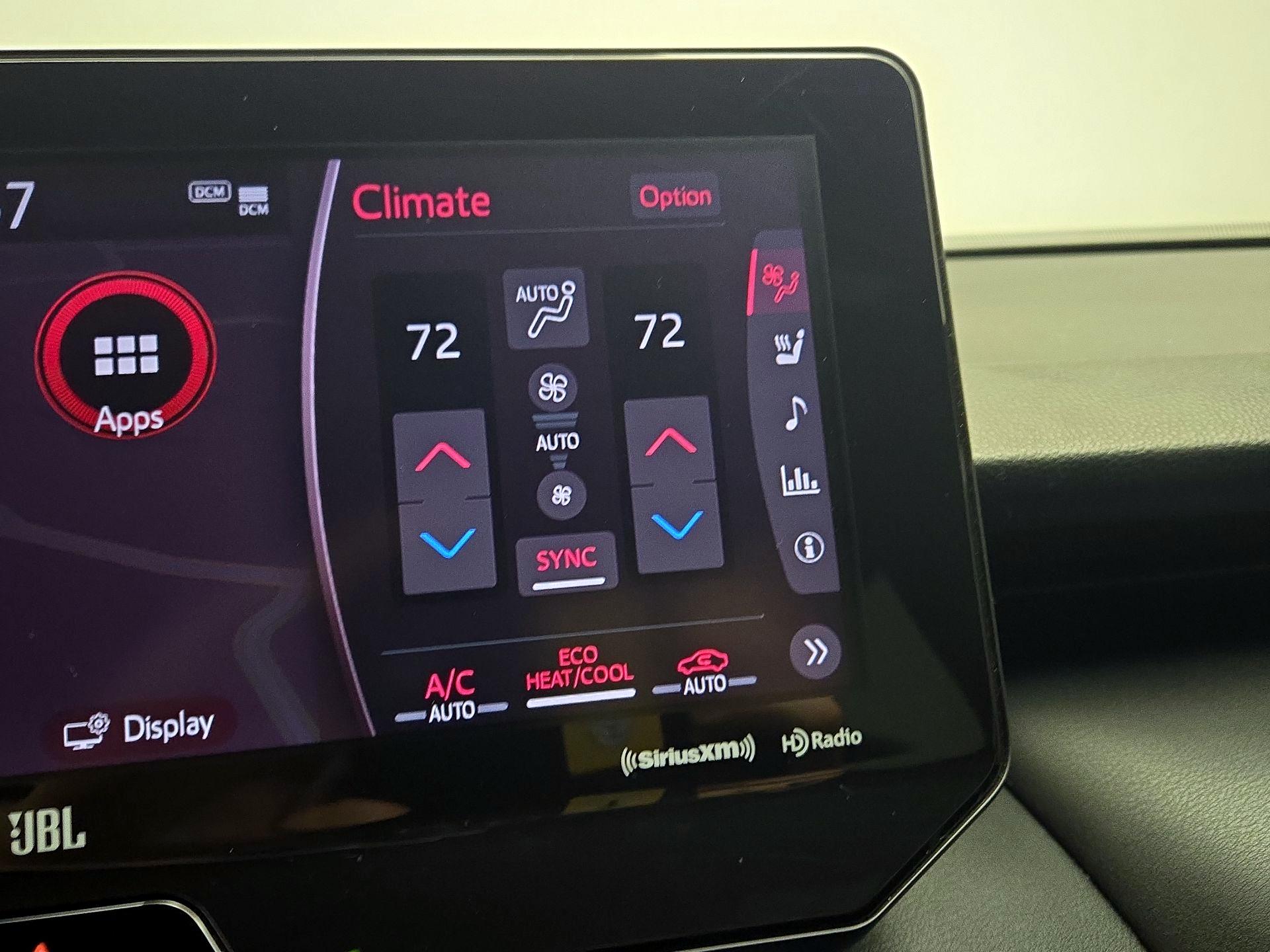 Thumbnail: 2021 Toyota Venza - 17