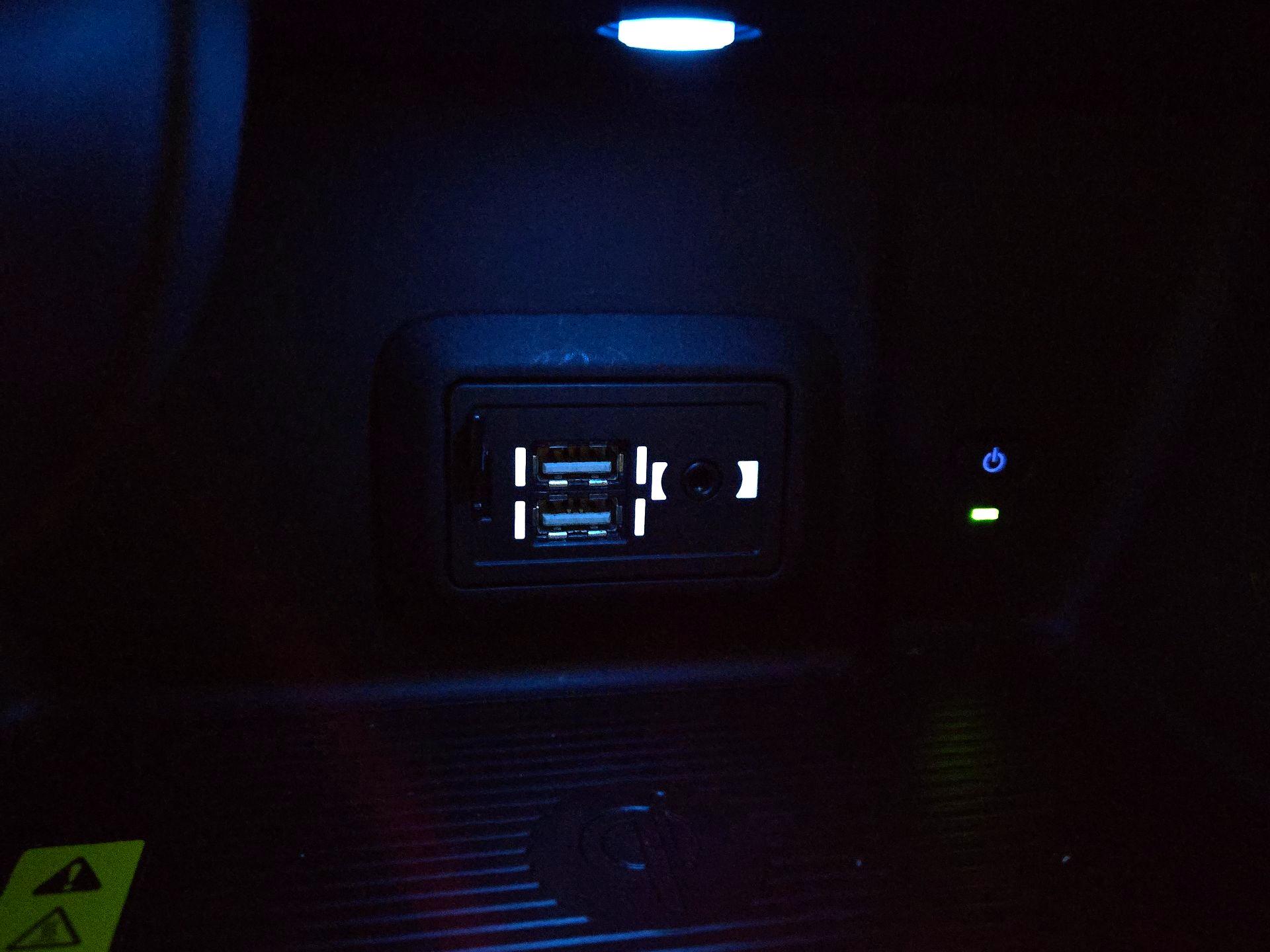 Thumbnail: 2021 Toyota Venza - 19