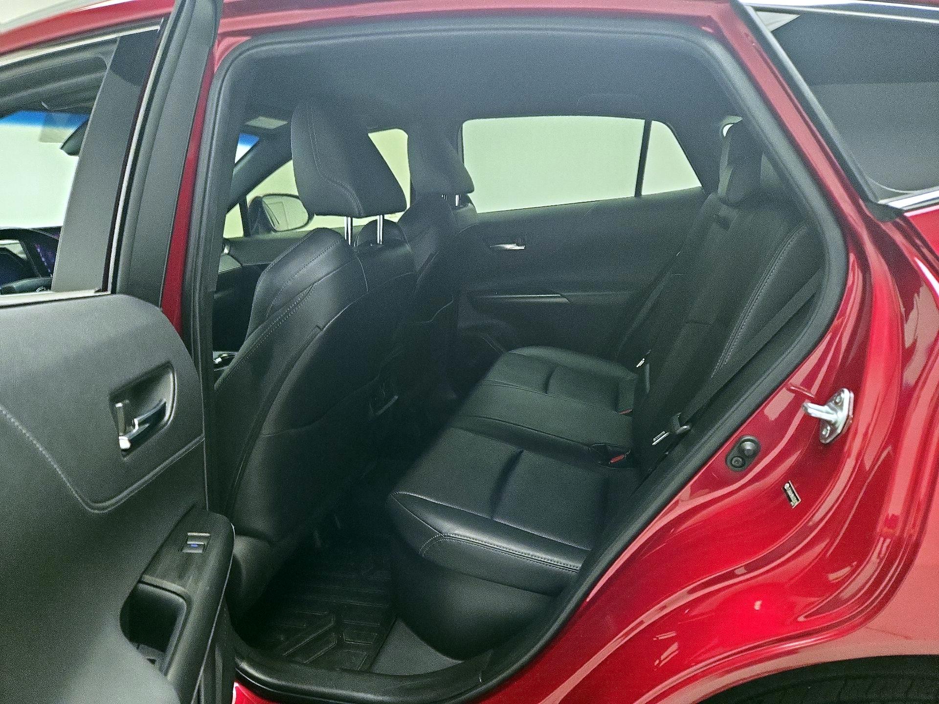 Thumbnail: 2021 Toyota Venza - 20