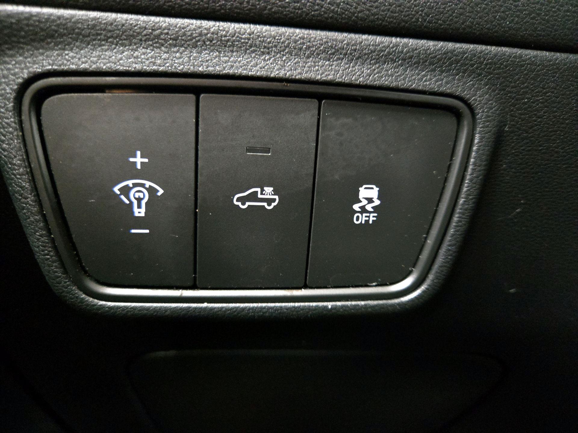 Thumbnail: 2023 Hyundai Santa Cruz - 13