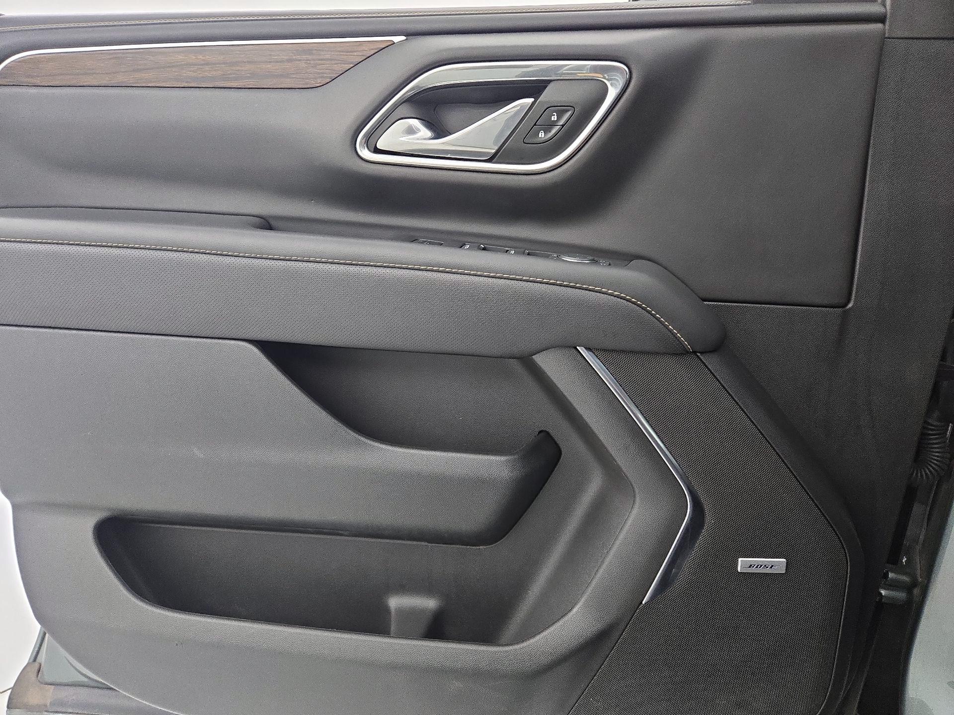 Thumbnail: 2023 Chevrolet Suburban - 12