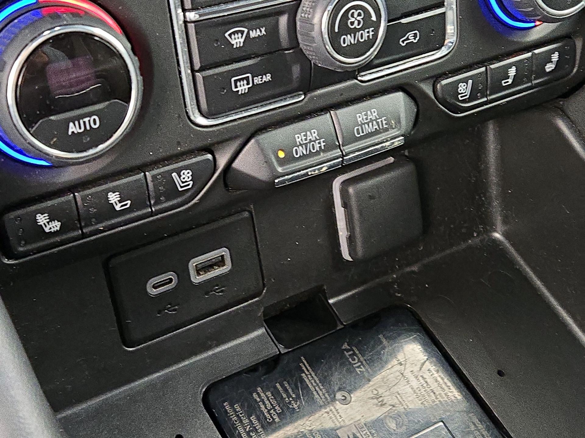 Thumbnail: 2023 Chevrolet Suburban - 18