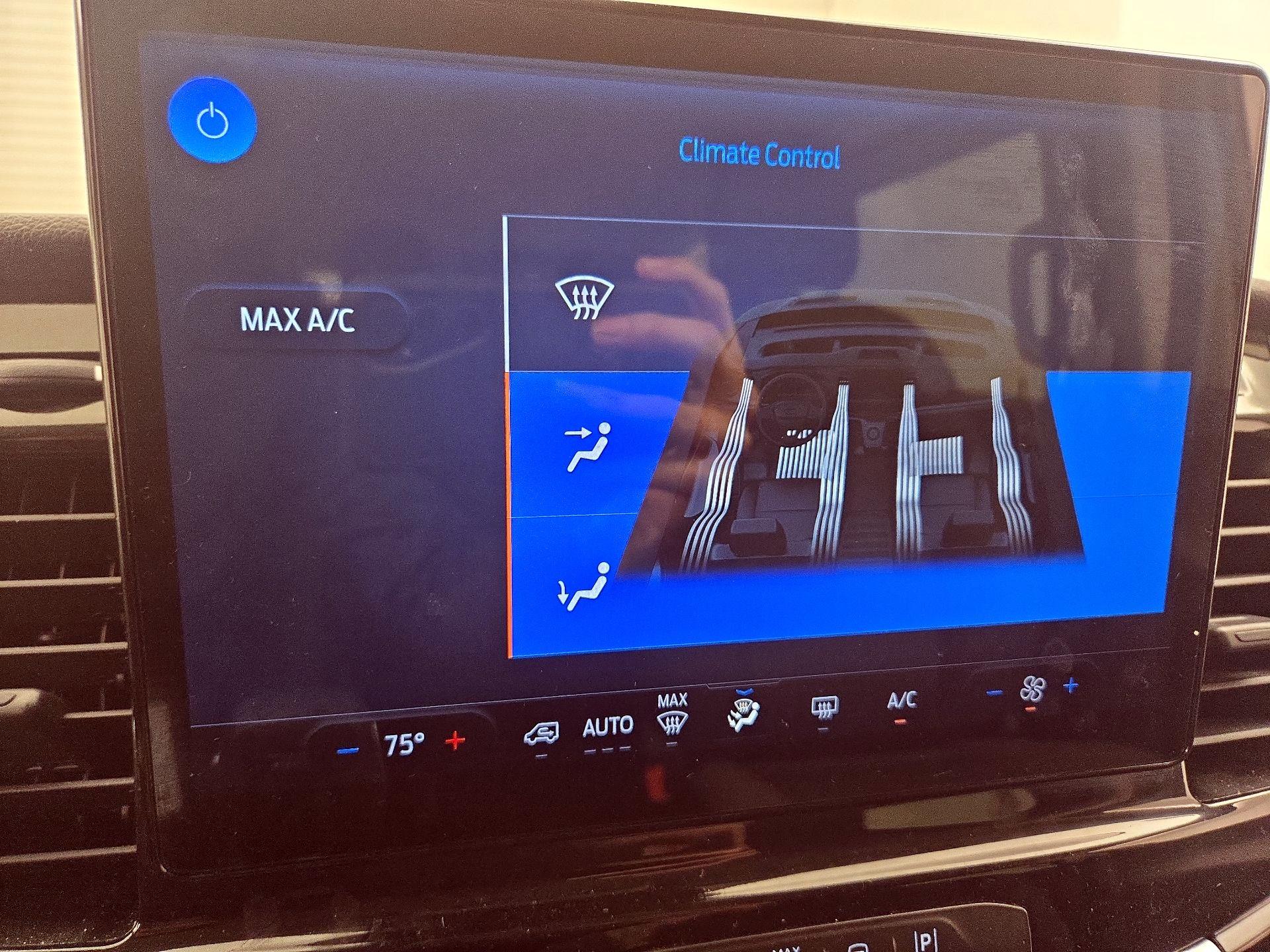 Thumbnail: 2023 Ford Transit Series - 17