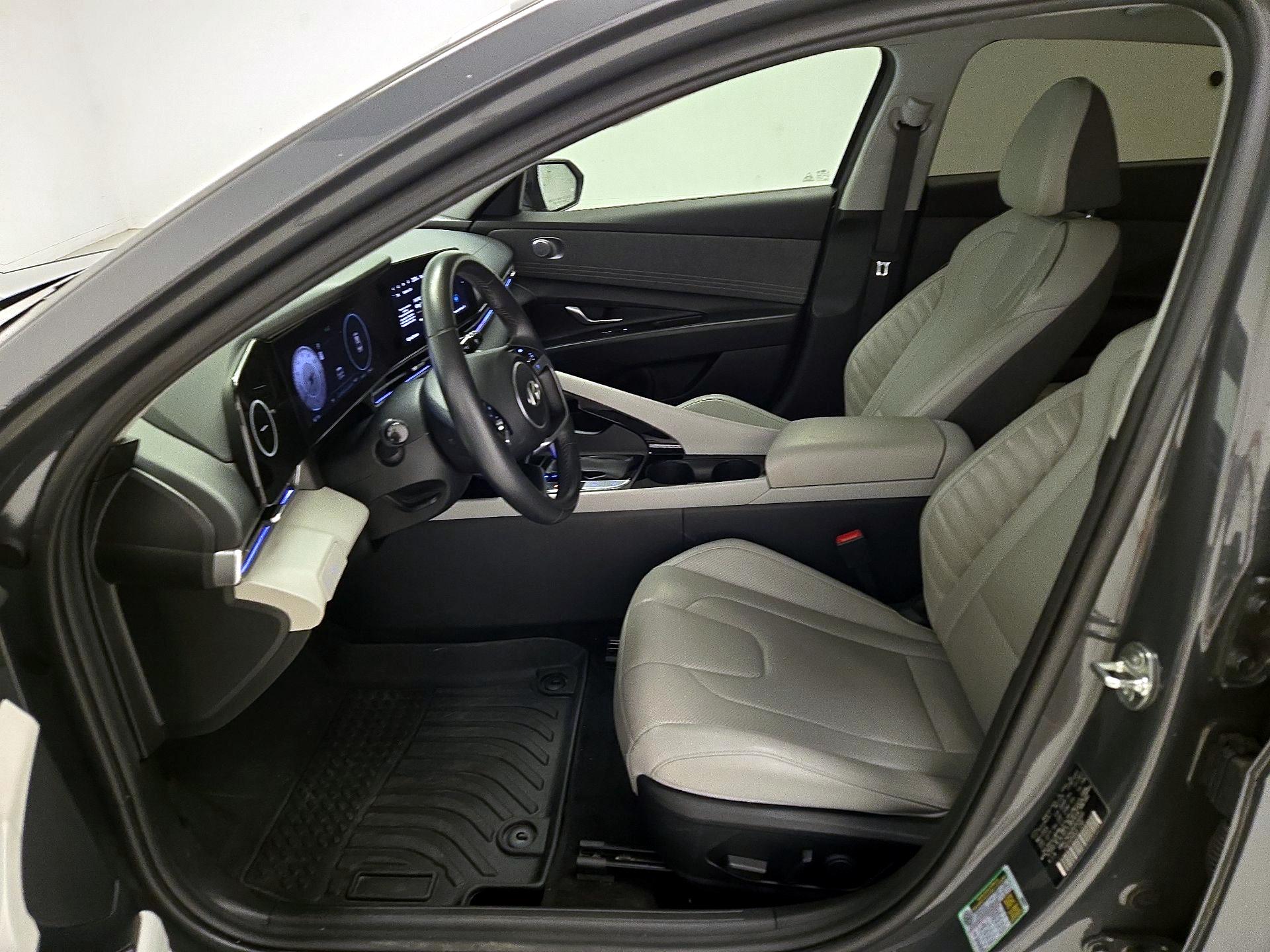 Thumbnail: 2024 Hyundai Elantra - 11