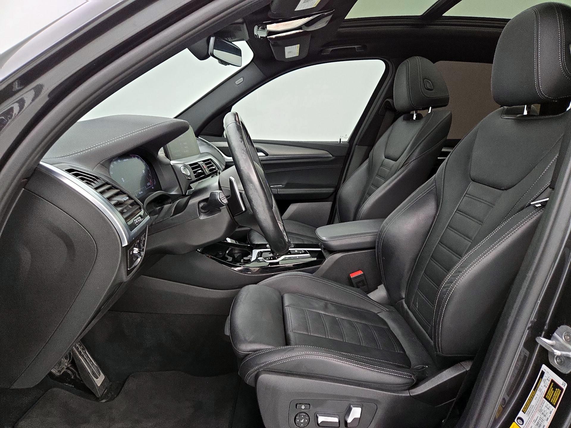 Thumbnail: 2021 BMW X3 - 11