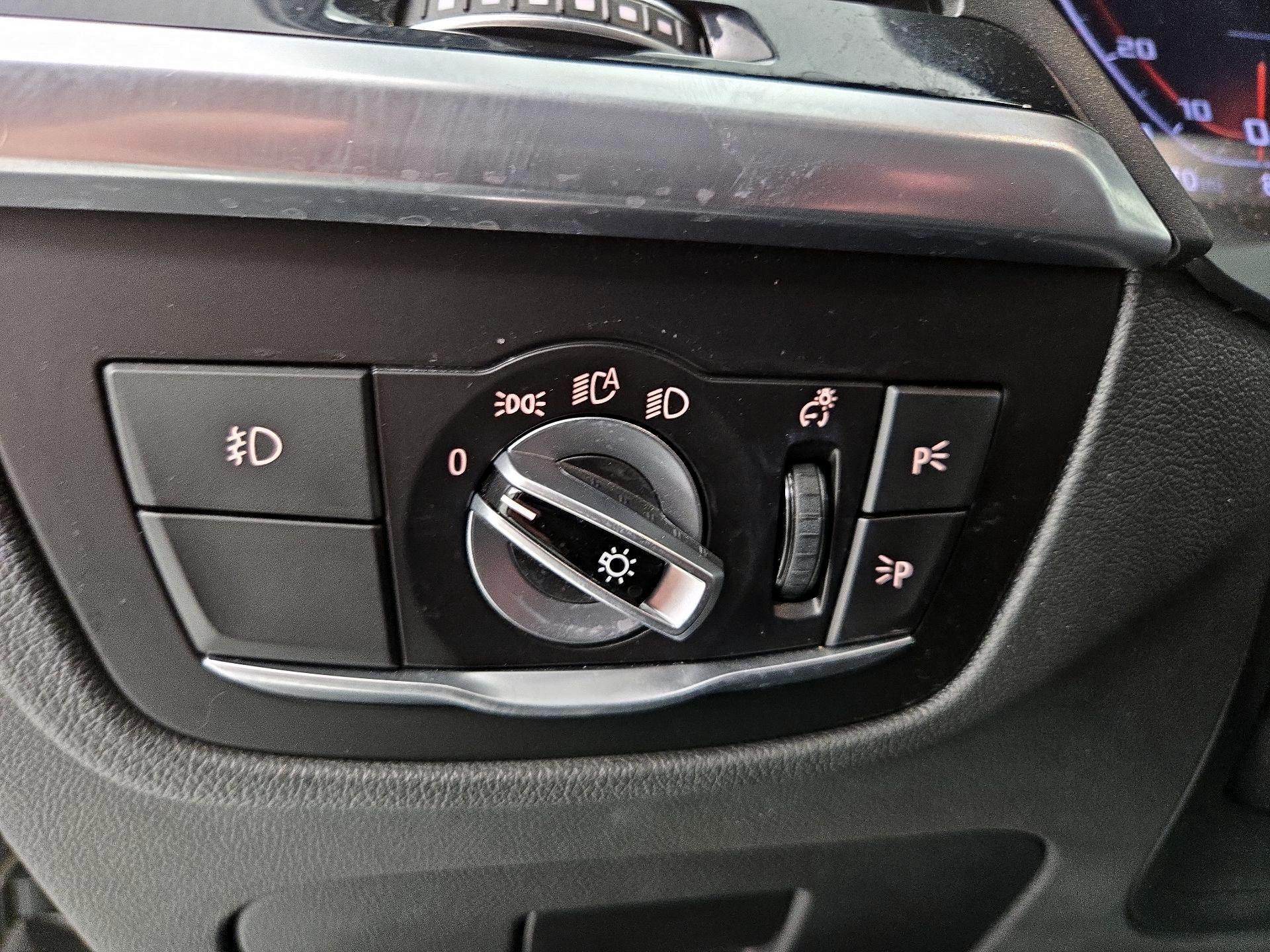 Thumbnail: 2021 BMW X3 - 13