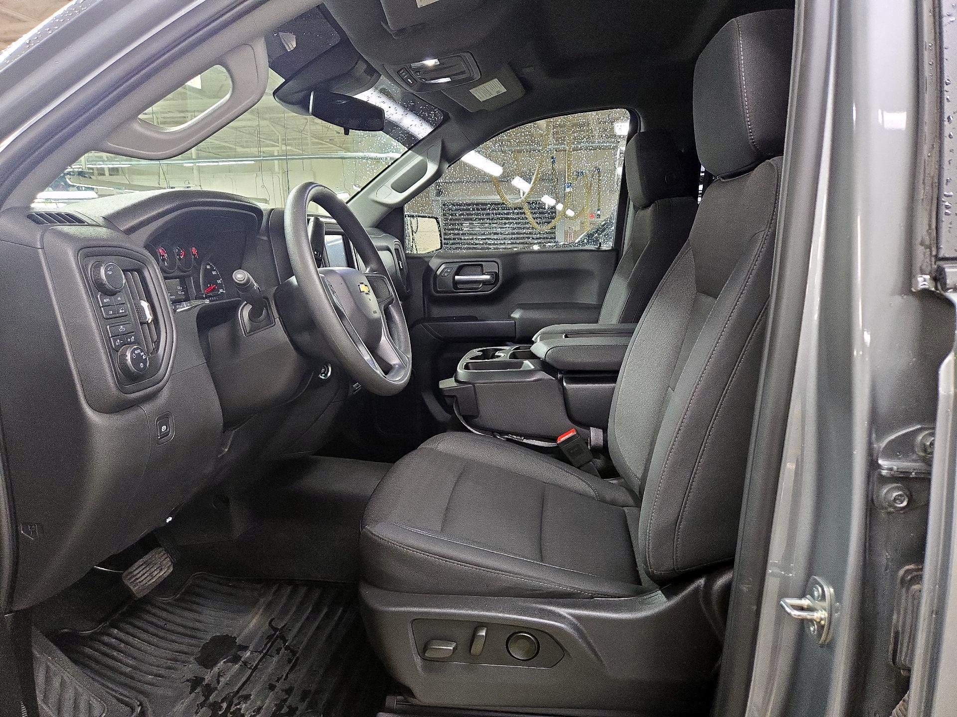 Thumbnail: 2024 Chevrolet Silverado 1500 - 11