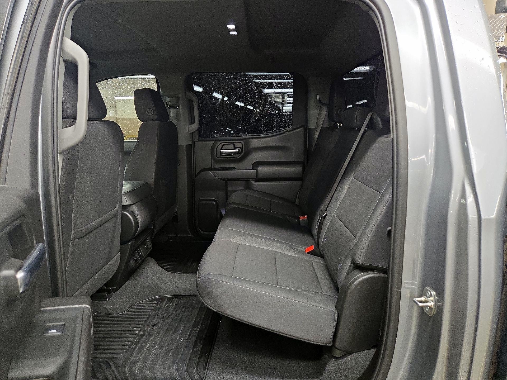 Thumbnail: 2024 Chevrolet Silverado 1500 - 18