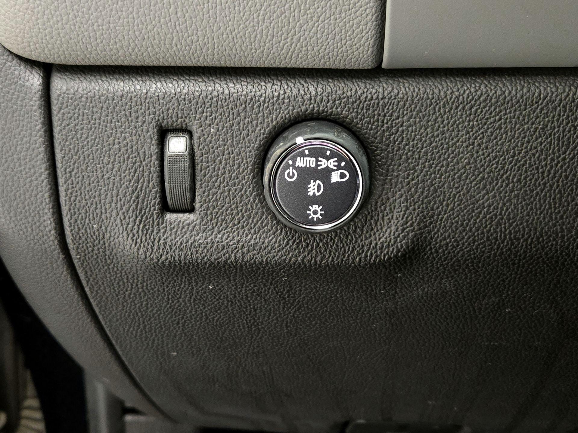 Thumbnail: 2020 Chevrolet Colorado - 13